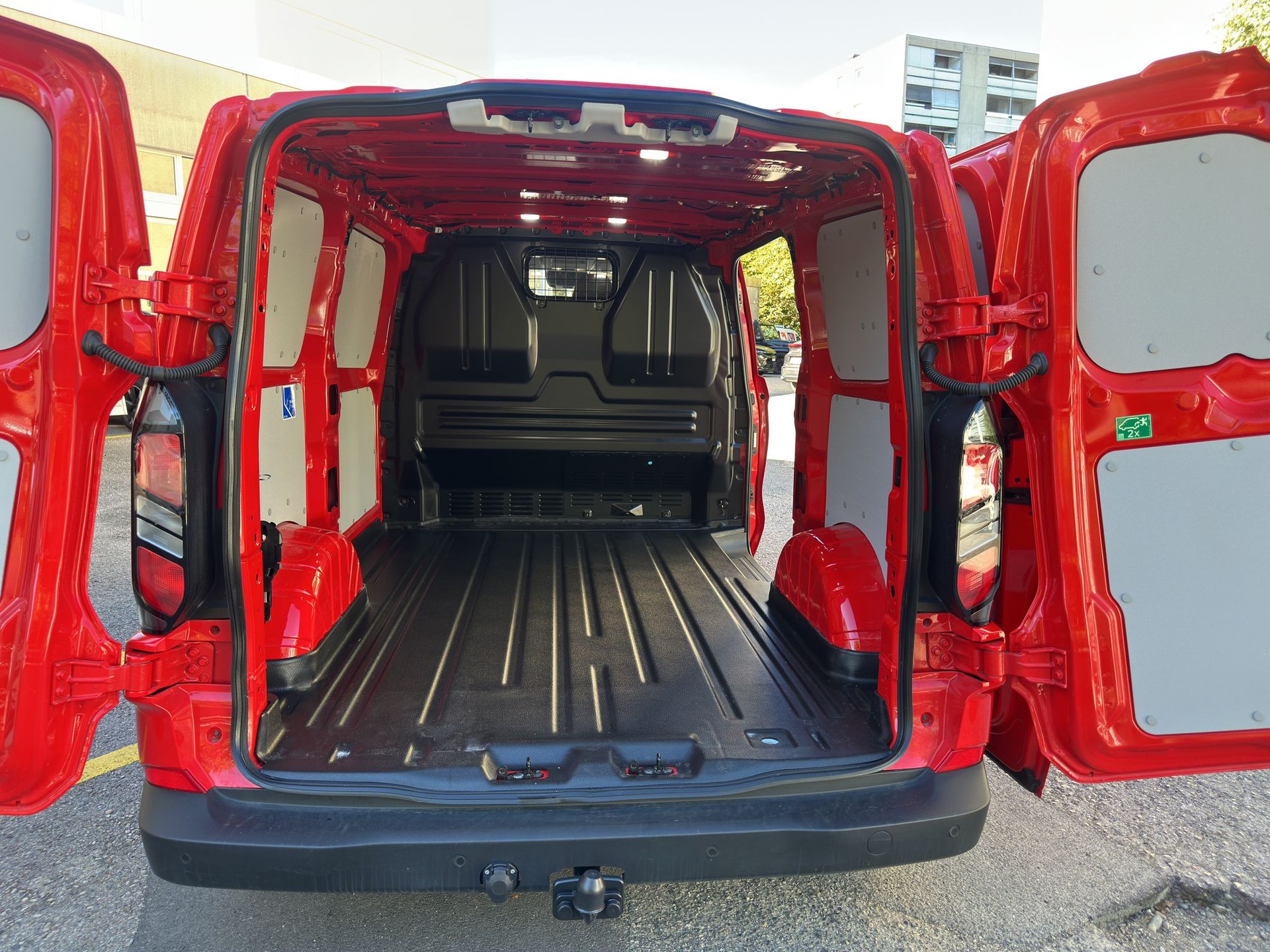 FORD Transit Custom Van 280 L1H1 Trend-image-14
