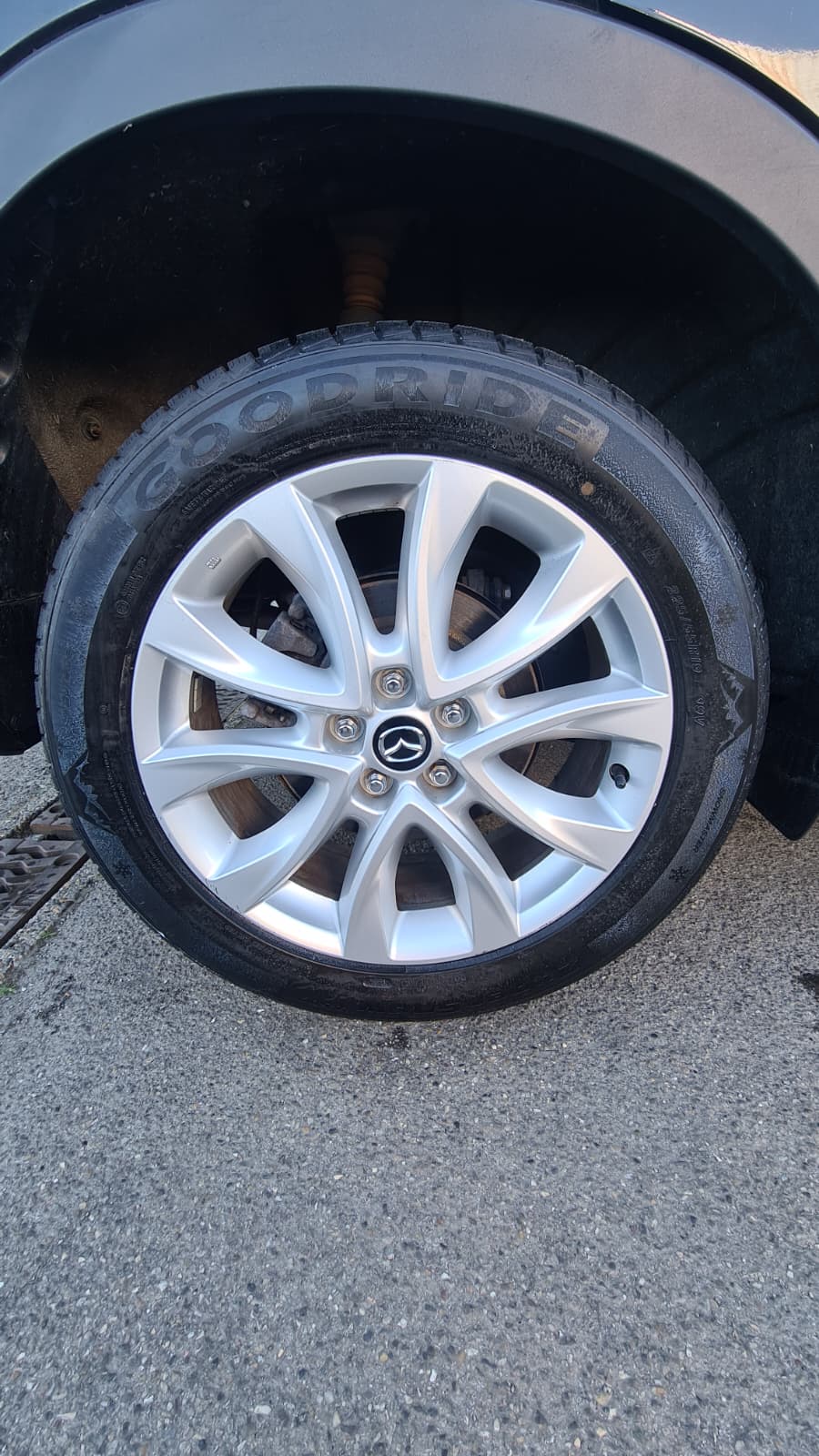 MAZDA CX-5 2.2 D HP Revolution AWD Automatic ** Voll-Leder ** Gr-Navi ** RF-Kamera ** Anh-Kupplung ** Sitzmemory **-image-16