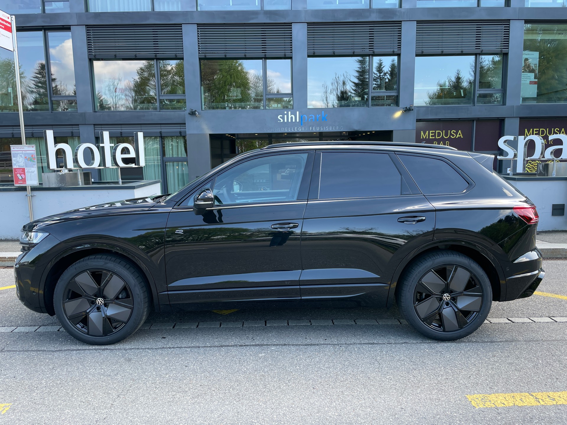 VW Touareg 3.0 TDI R-Line Final Edition Tiptronic, VOLLAUSSTATTUNG-image-12