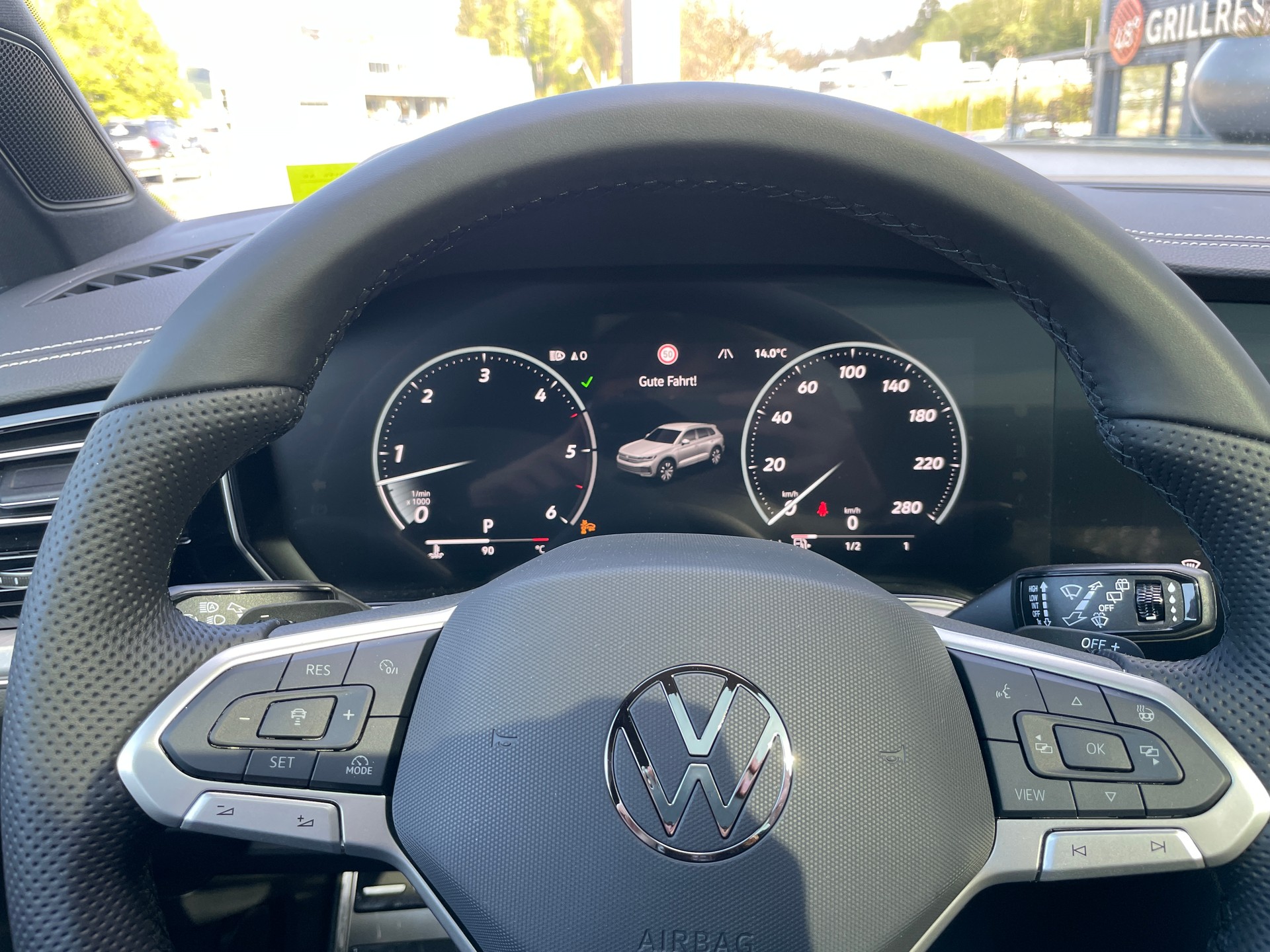 VW Touareg 3.0 TDI R-Line Final Edition Tiptronic, VOLLAUSSTATTUNG-image-28