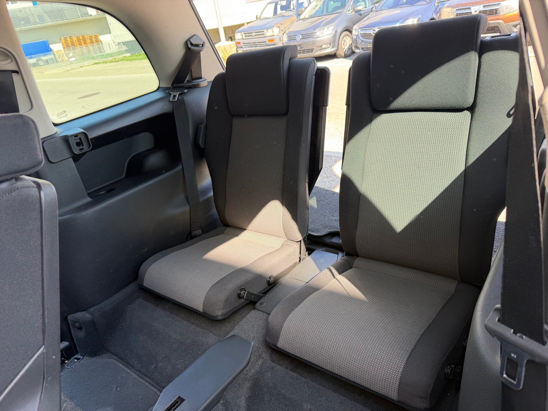 OPEL Zafira 1.8i 16V Club-image-11
