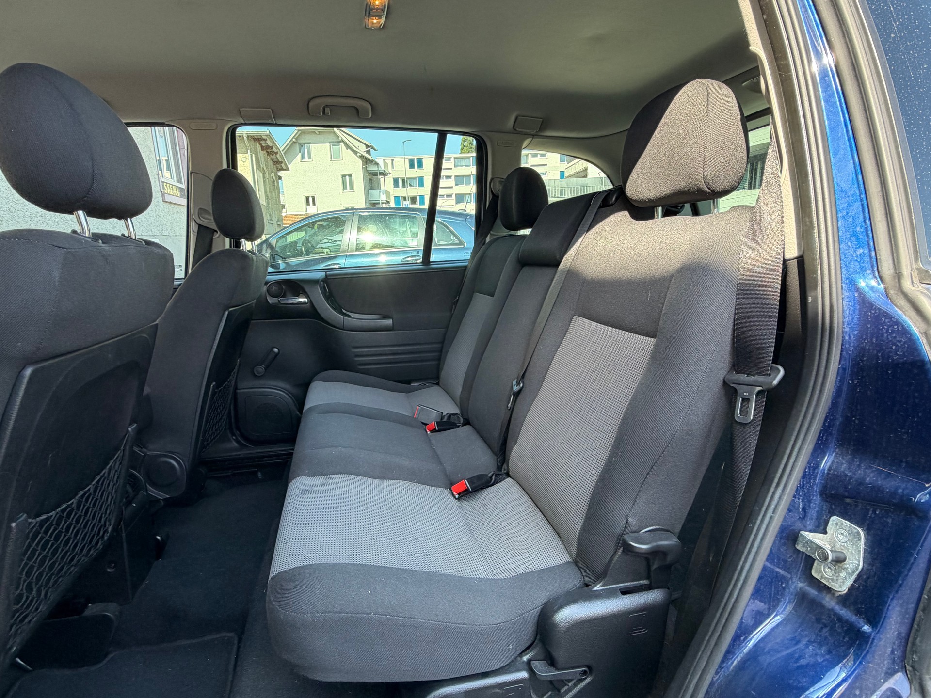 OPEL Zafira 1.8i 16V Club-image-9