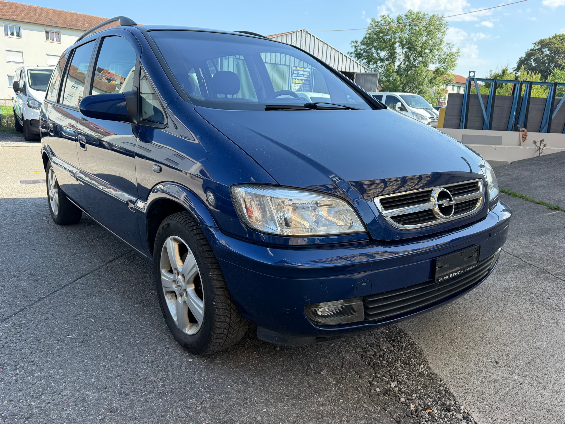 OPEL Zafira 1.8i 16V Club-image-0