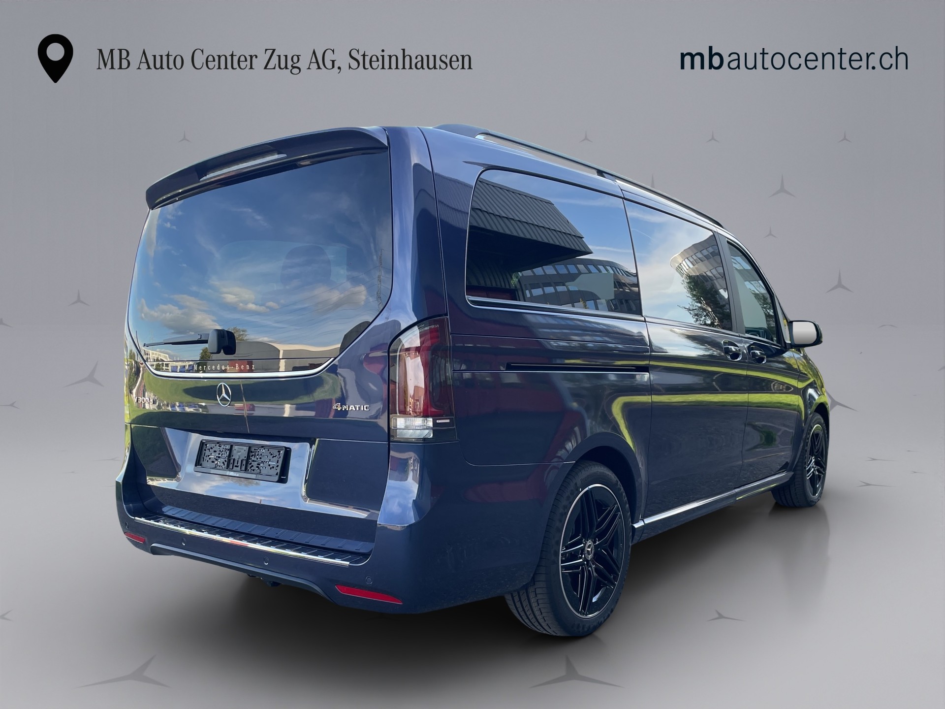 MERCEDES-BENZ V 300 d Swiss Ed. lang 4matic Van-image-5