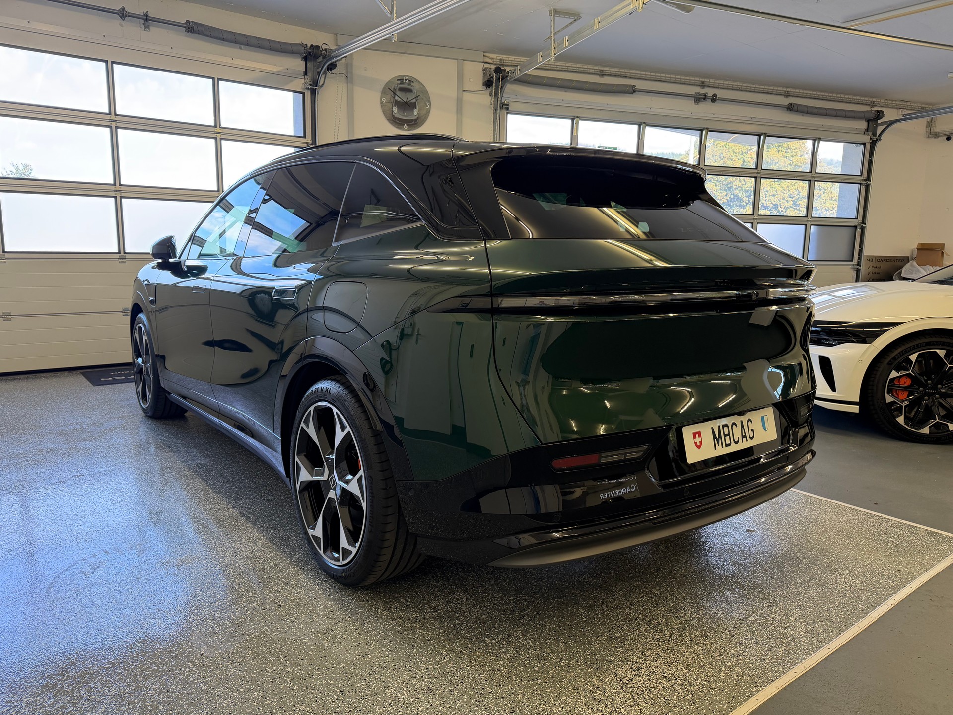 ZEEKR 7X 100kWh Privilege AWD, Comfort & Cockpitpaket, "Forest Green" 10J / 200'000km Werksgarantie-image-5