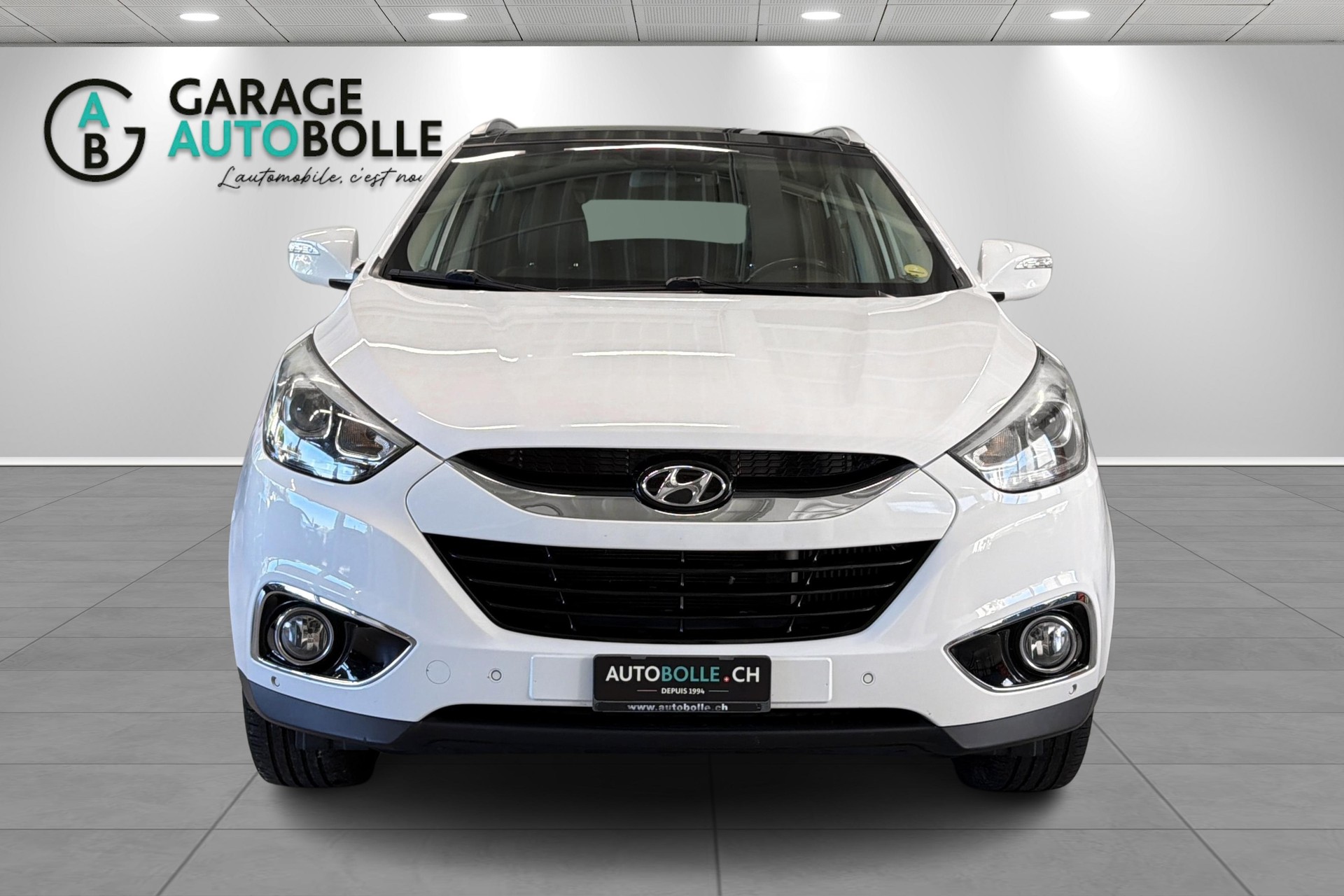 HYUNDAI iX 35 2.0 CRDi Style 4WD Automatic-image-1