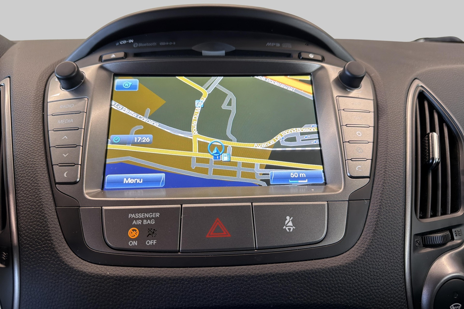 HYUNDAI iX 35 2.0 CRDi Style 4WD Automatic-image-11