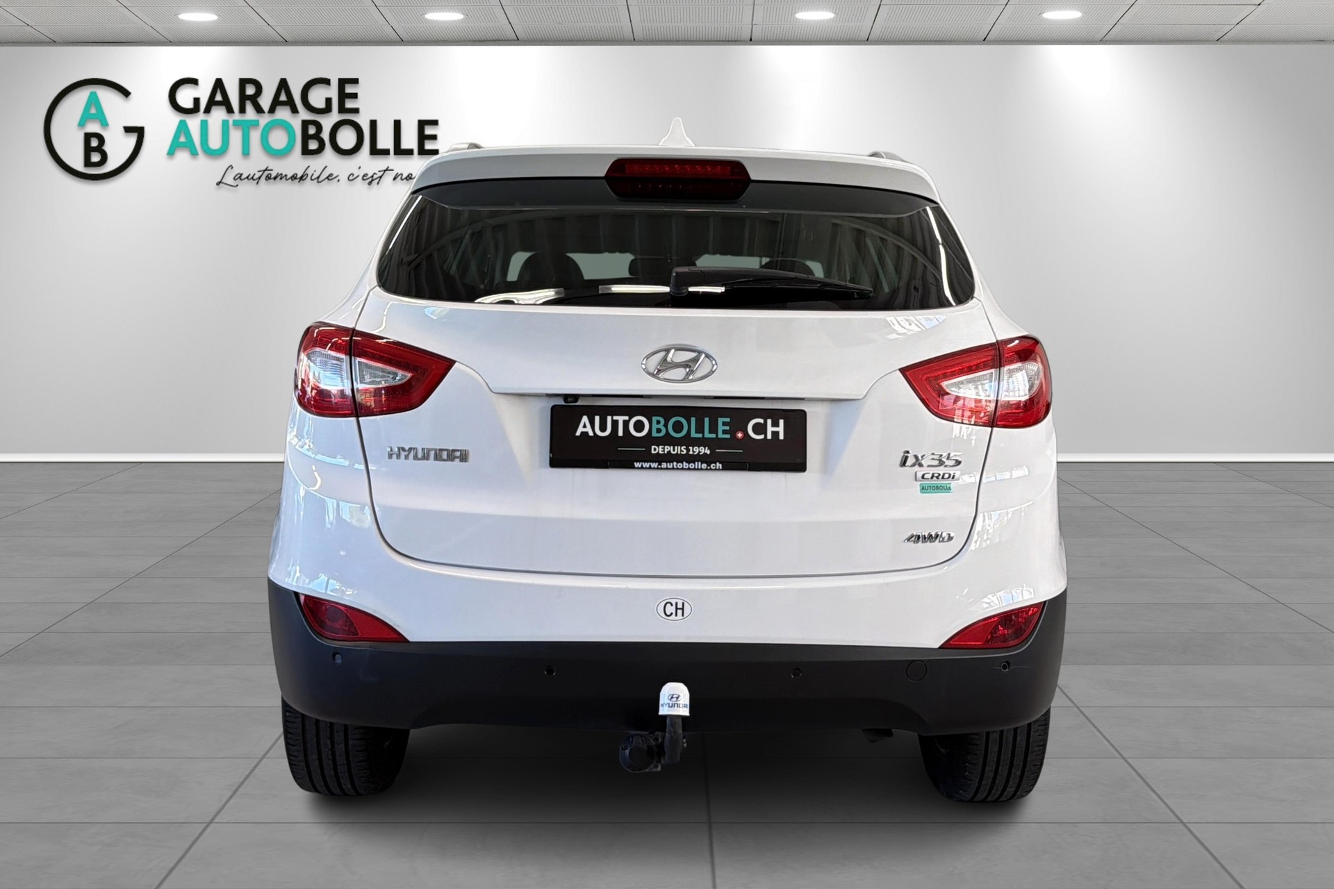 HYUNDAI iX 35 2.0 CRDi Style 4WD Automatic-image-5