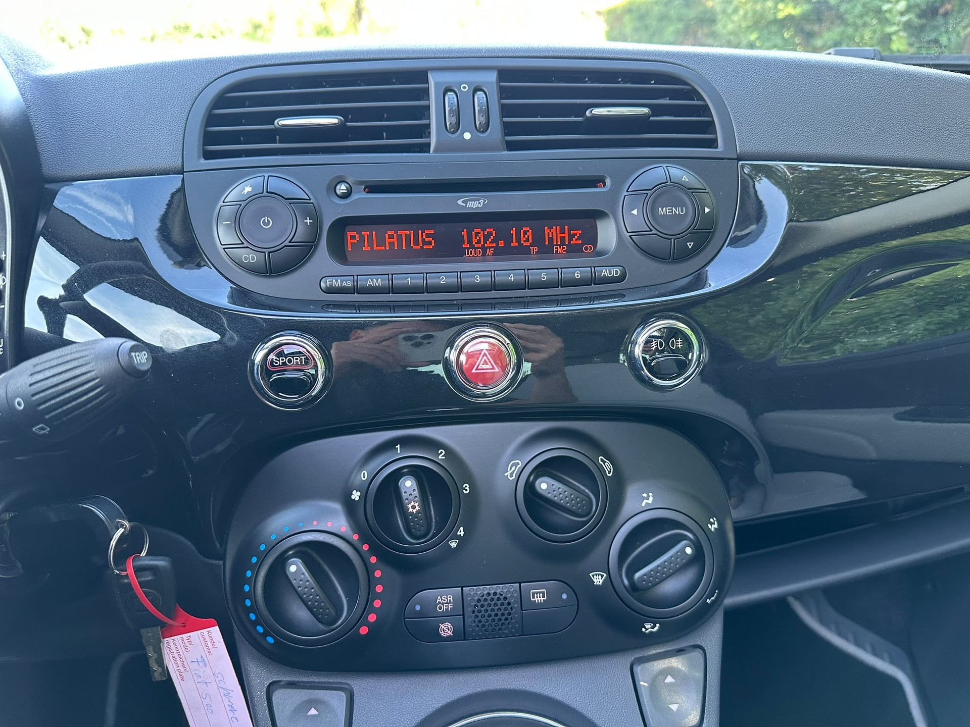 FIAT 500 1.4 16V Lounge Dualogic-image-15