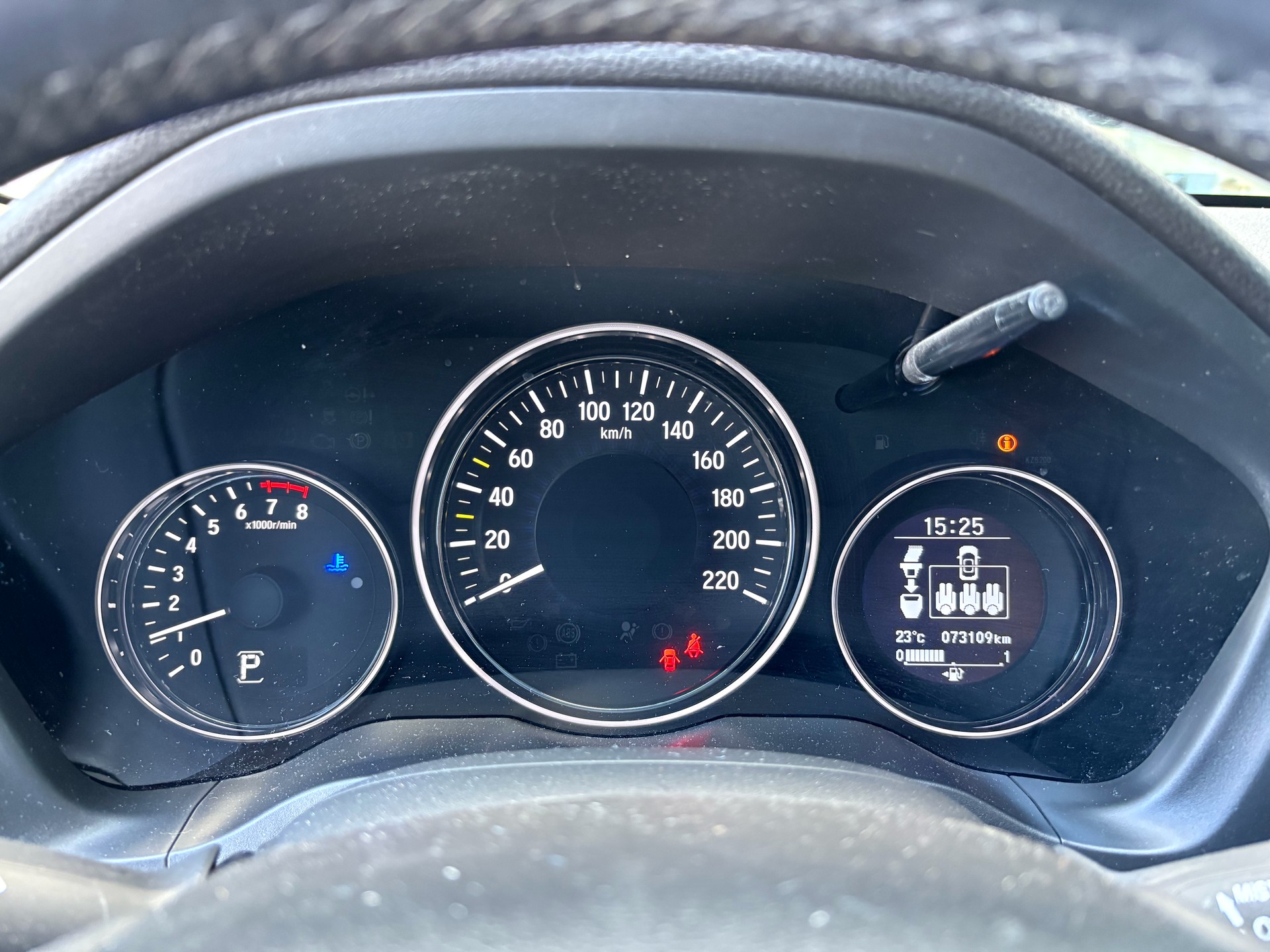 HONDA HR-V 1.5i-VTEC Executive CVT-image-11