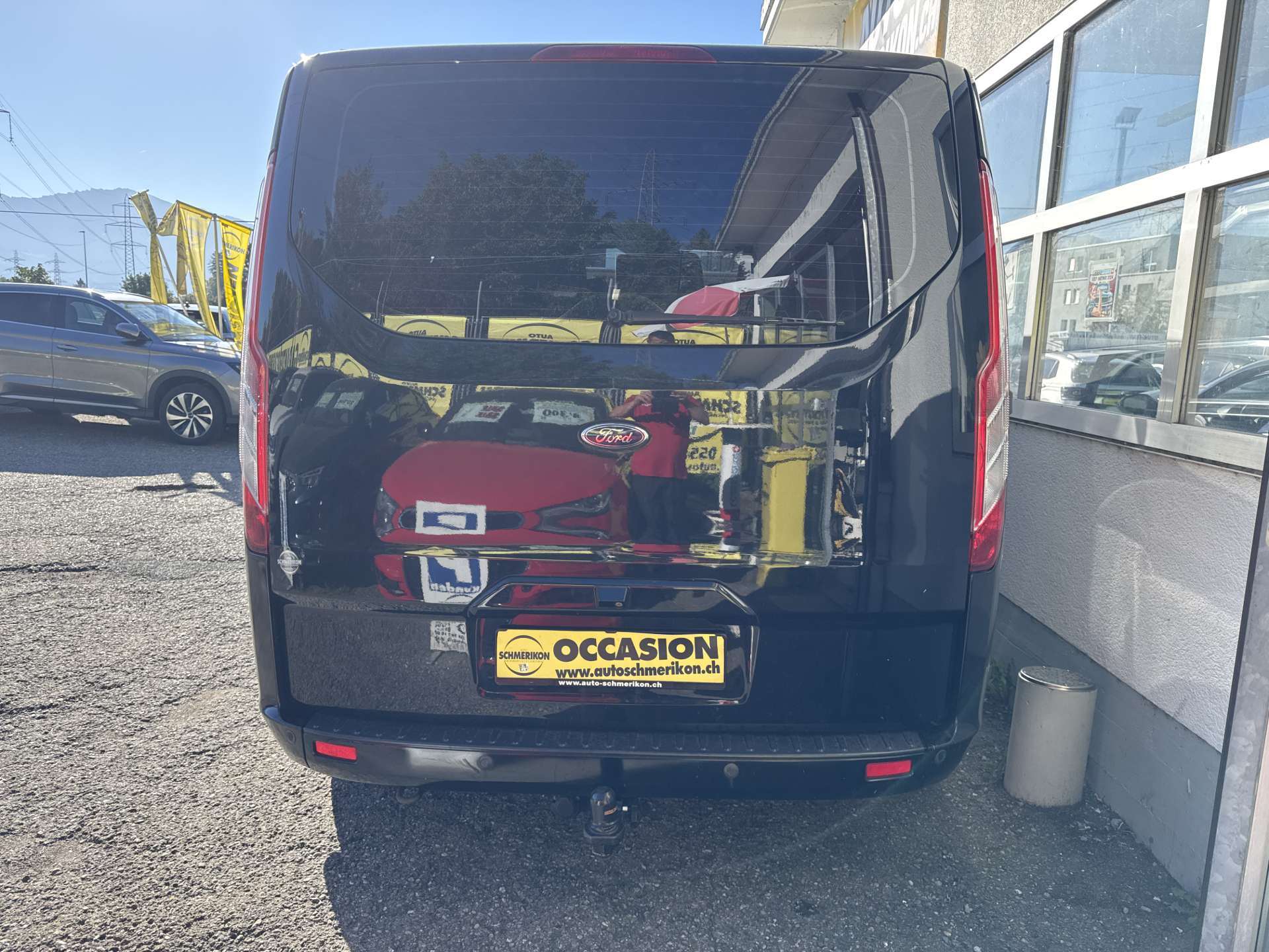 FORD Tourneo Custom 300 L1H1 9-Plätzer Titanium-image-3