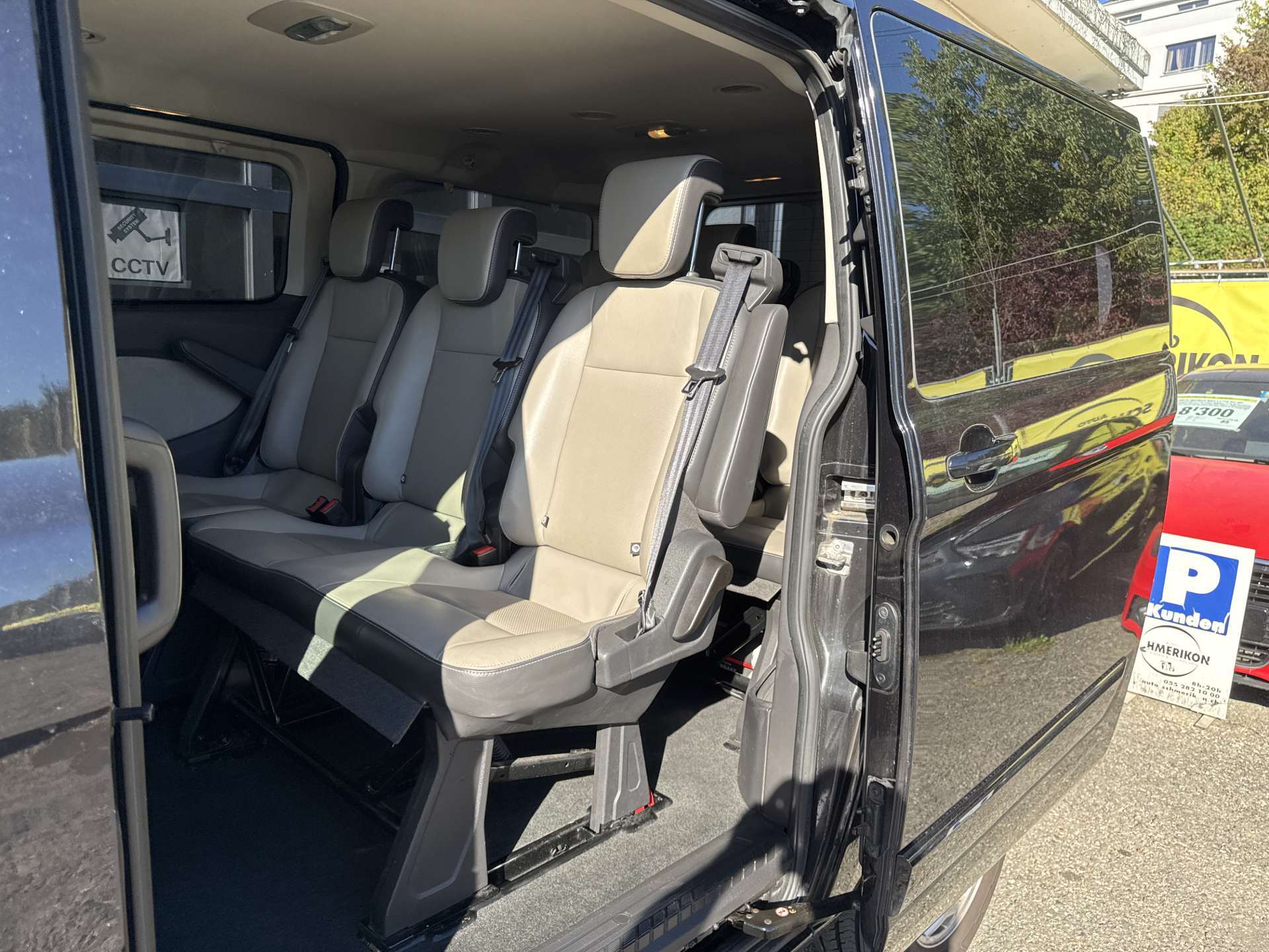 FORD Tourneo Custom 300 L1H1 9-Plätzer Titanium-image-7