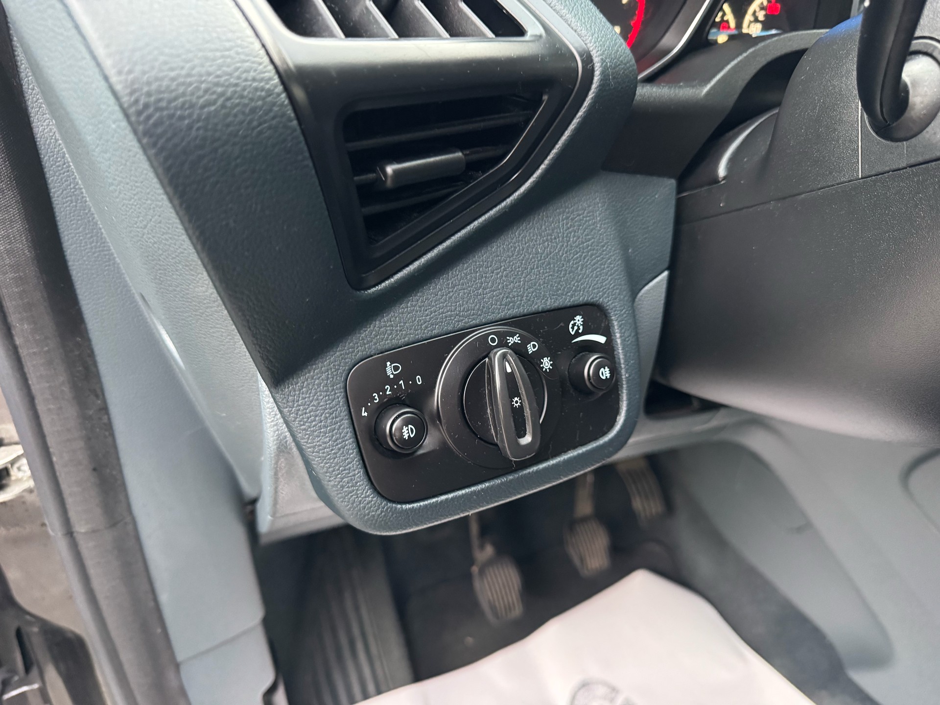 FORD Grand C-Max 1.0 SCTi Family-Edition-image-17