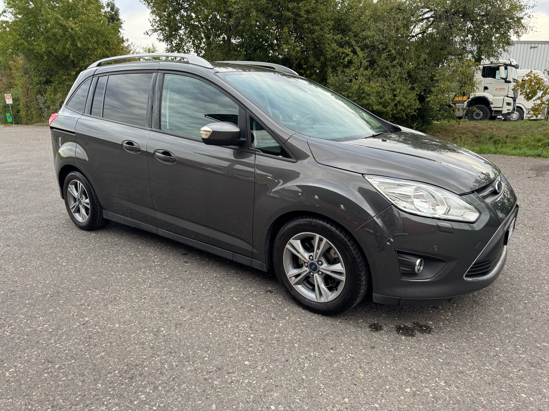 FORD Grand C-Max 1.0 SCTi Family-Edition-image-1