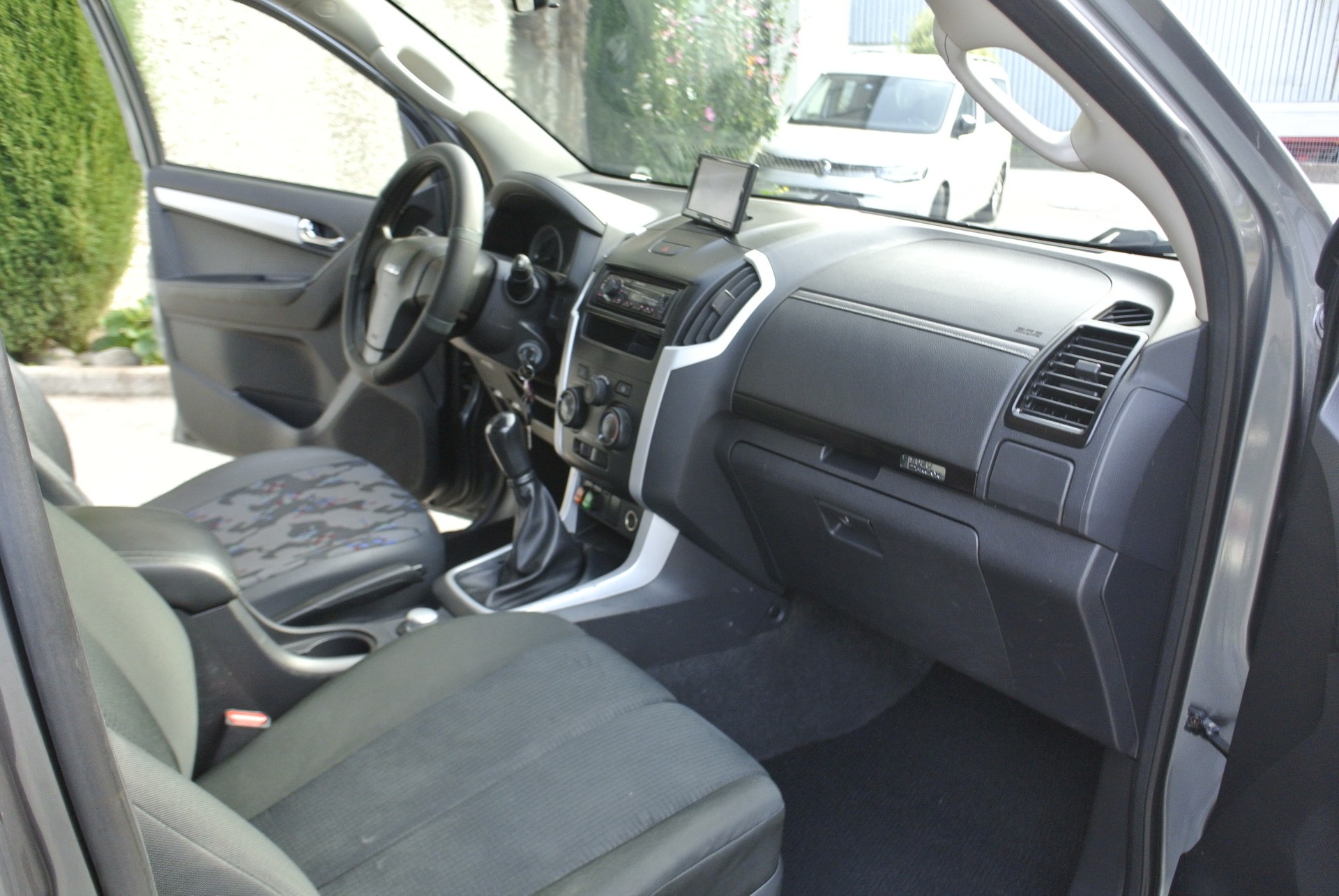 ISUZU D-MAX 1.9 Crew Cab Planet 4x4-image-16