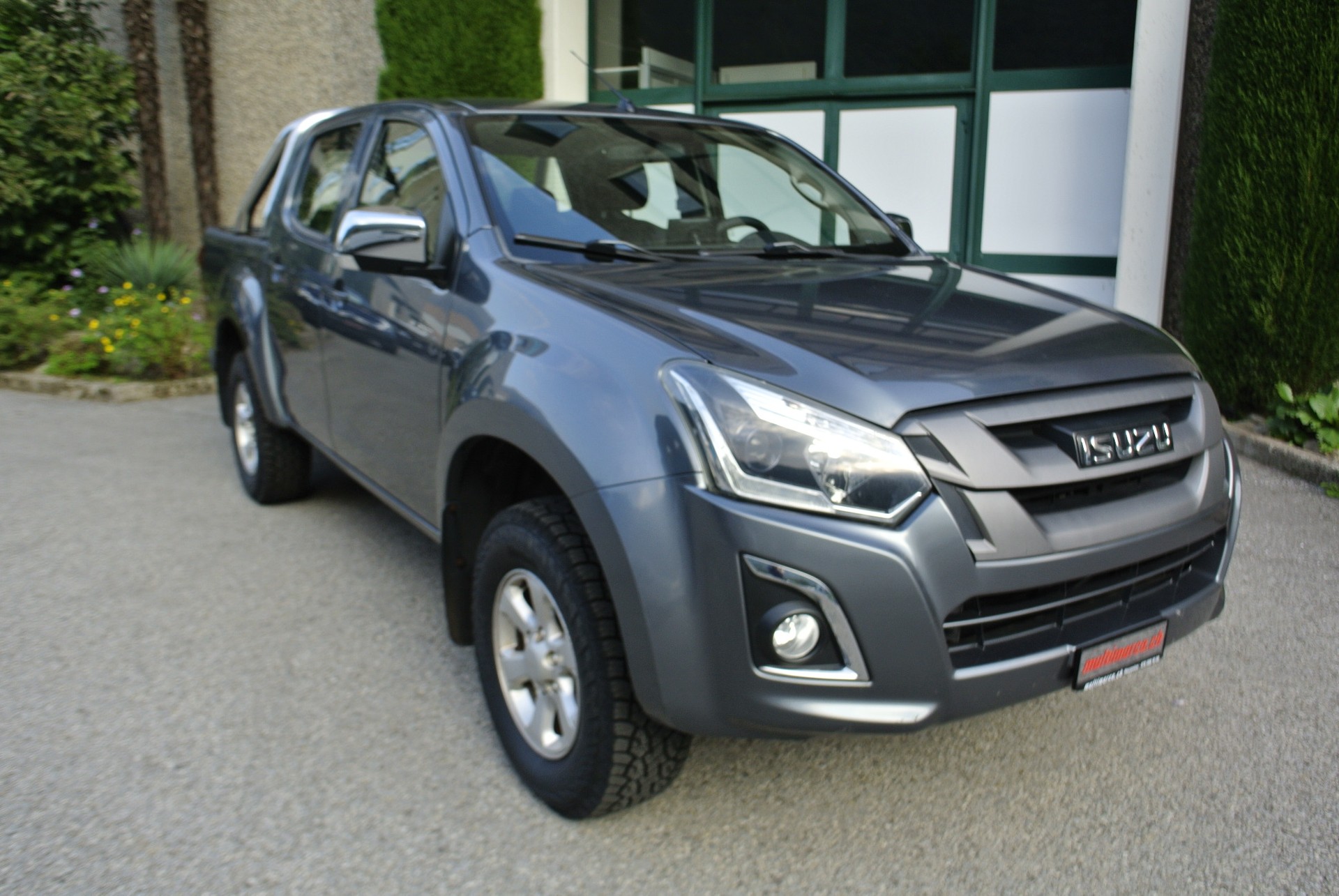 ISUZU D-MAX 1.9 Crew Cab Planet 4x4-image-6