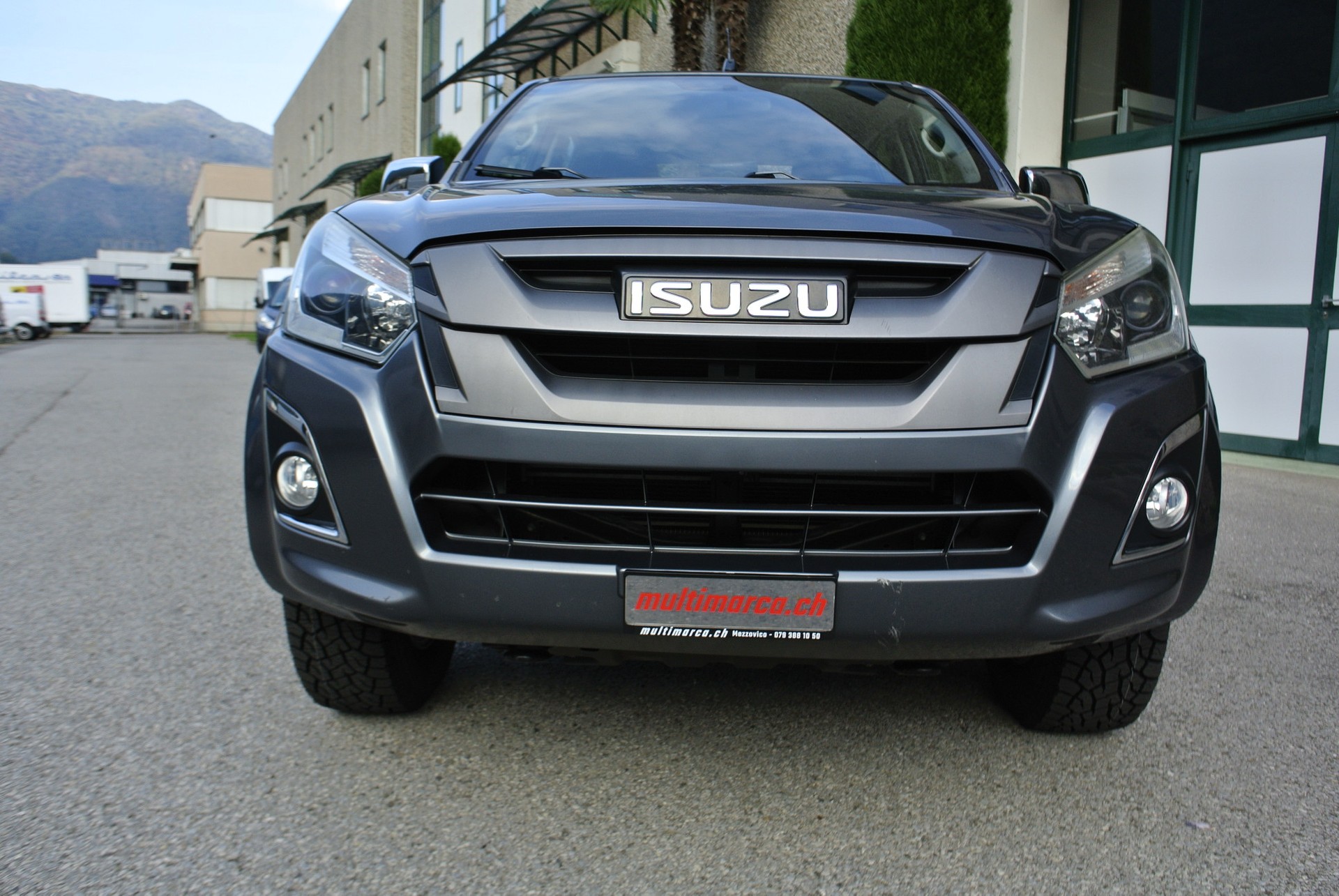 ISUZU D-MAX 1.9 Crew Cab Planet 4x4-image-22