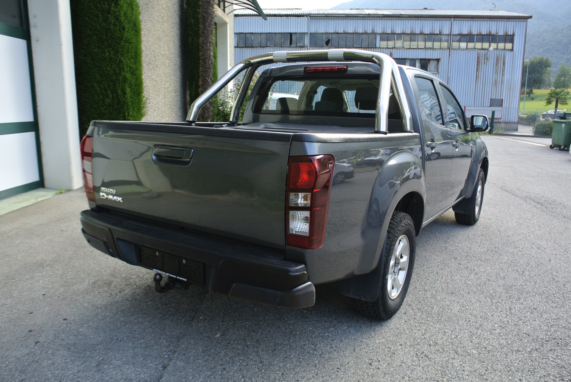 ISUZU D-MAX 1.9 Crew Cab Planet 4x4-image-9