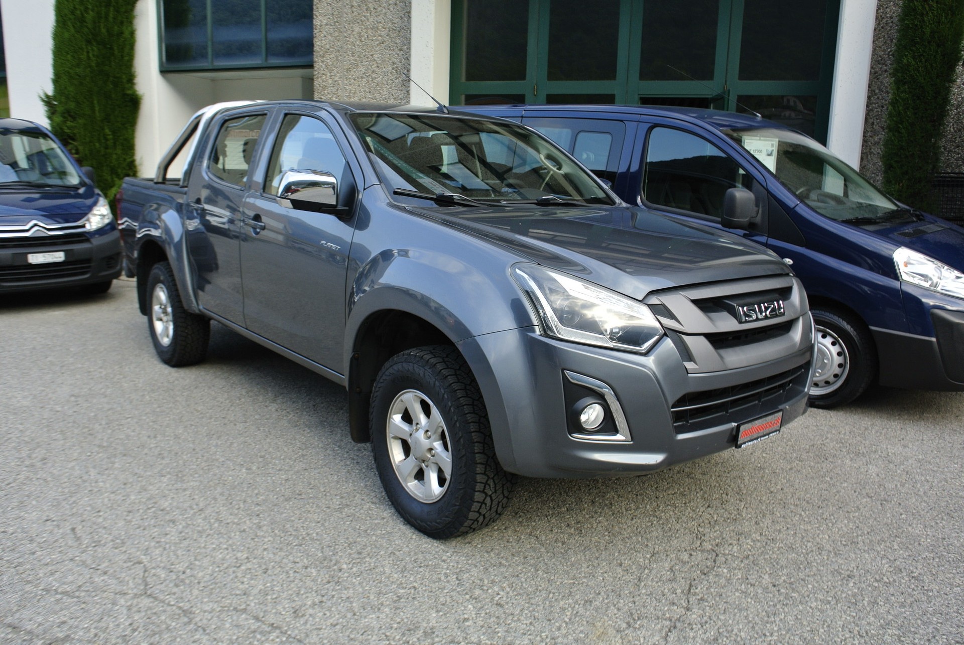 ISUZU D-MAX 1.9 Crew Cab Planet 4x4-image-31
