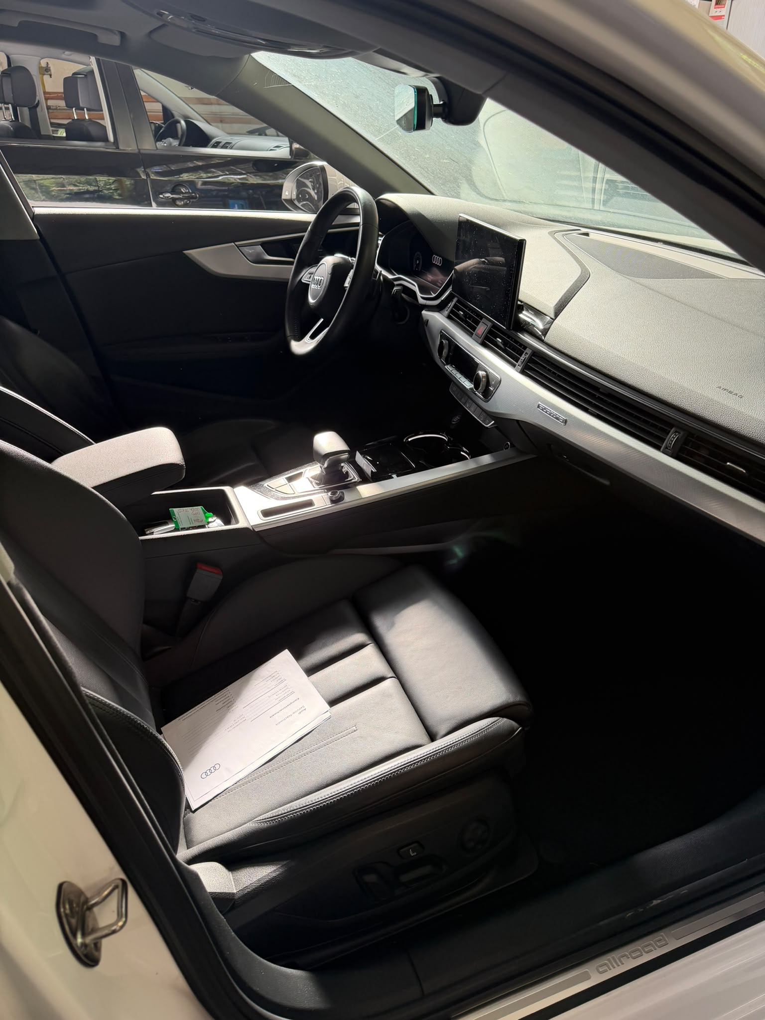 AUDI A4 allroad 40 TDI Attraction quattro tiptronic-image-3