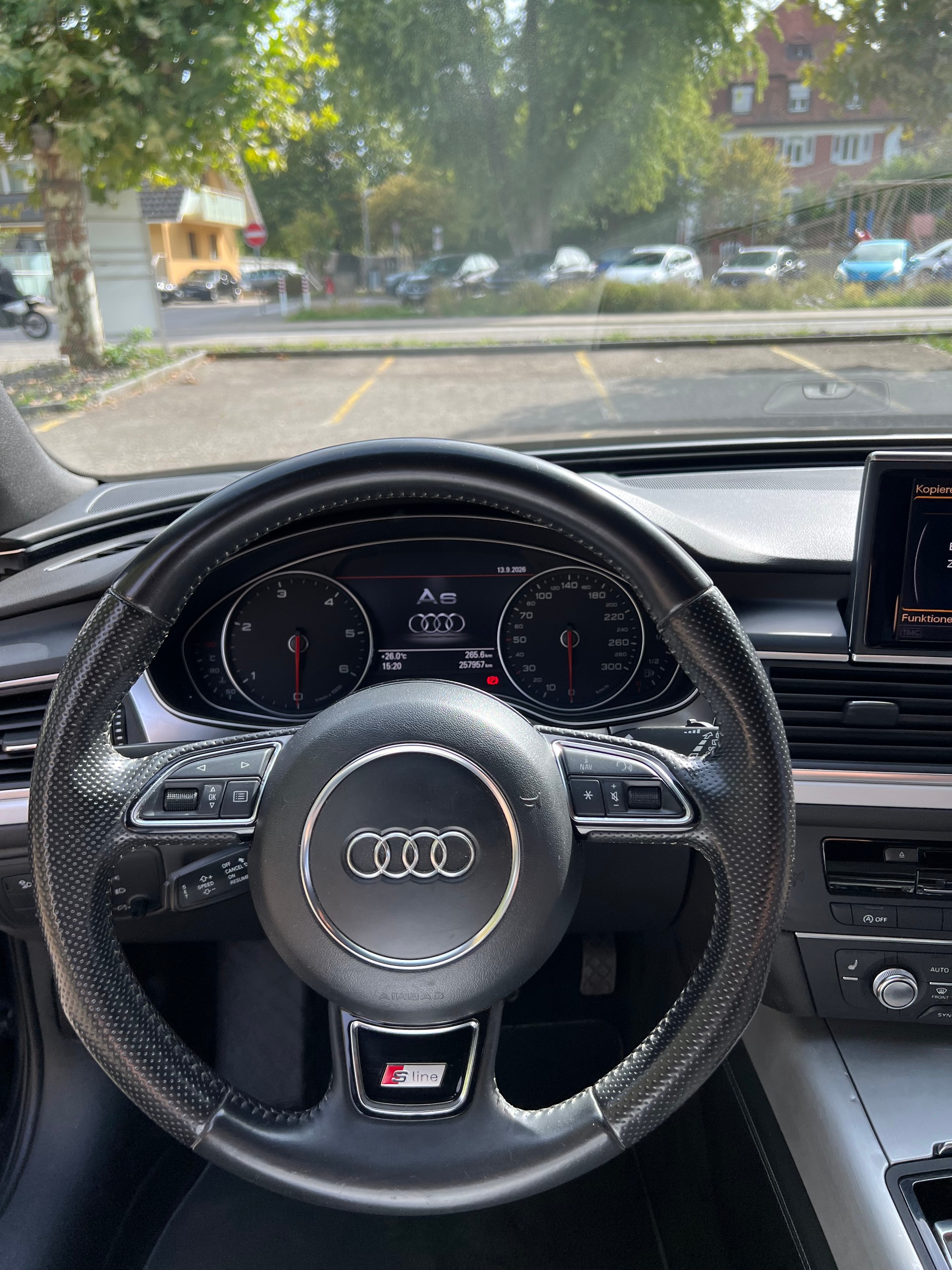 AUDI Avant 3.0TDI-image-3