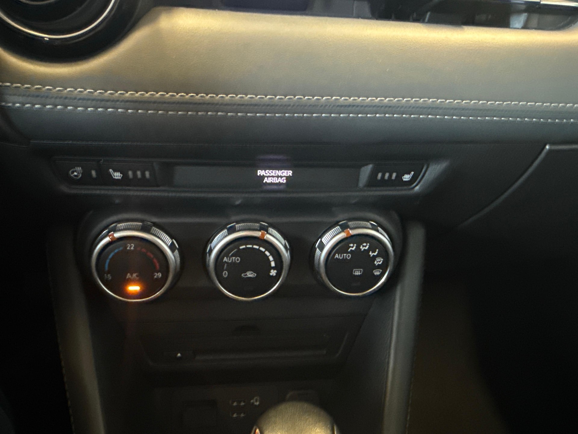 MAZDA CX-3 2.0 Revolution-image-14