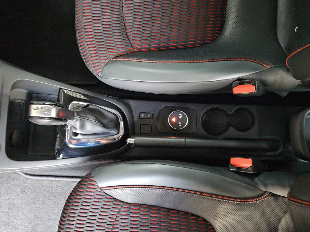 RENAULT Captur 1.2 TCe Outdoor EDC S/S-image-6