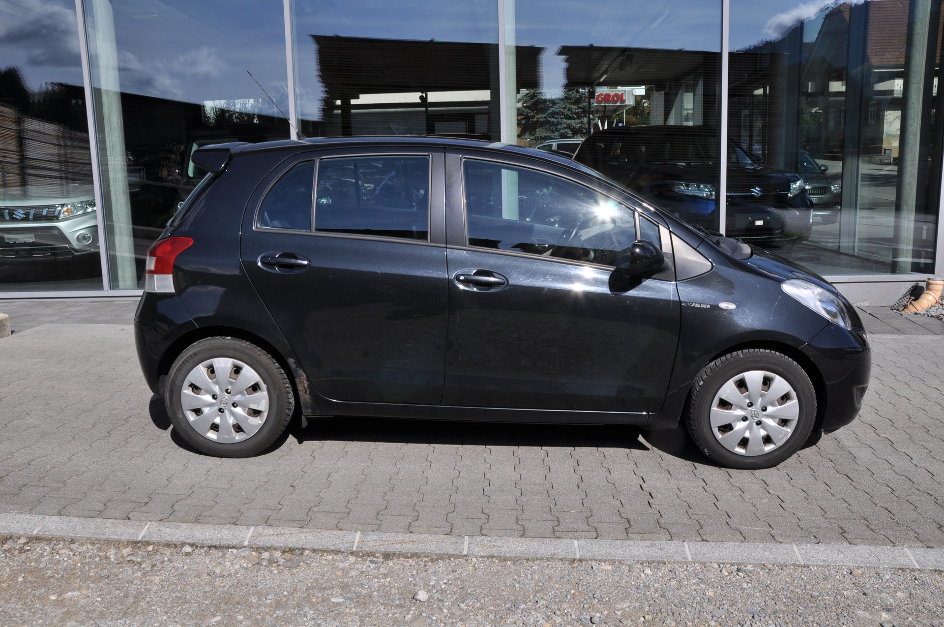 TOYOTA Yaris 1.33 Linea Luna-image-6