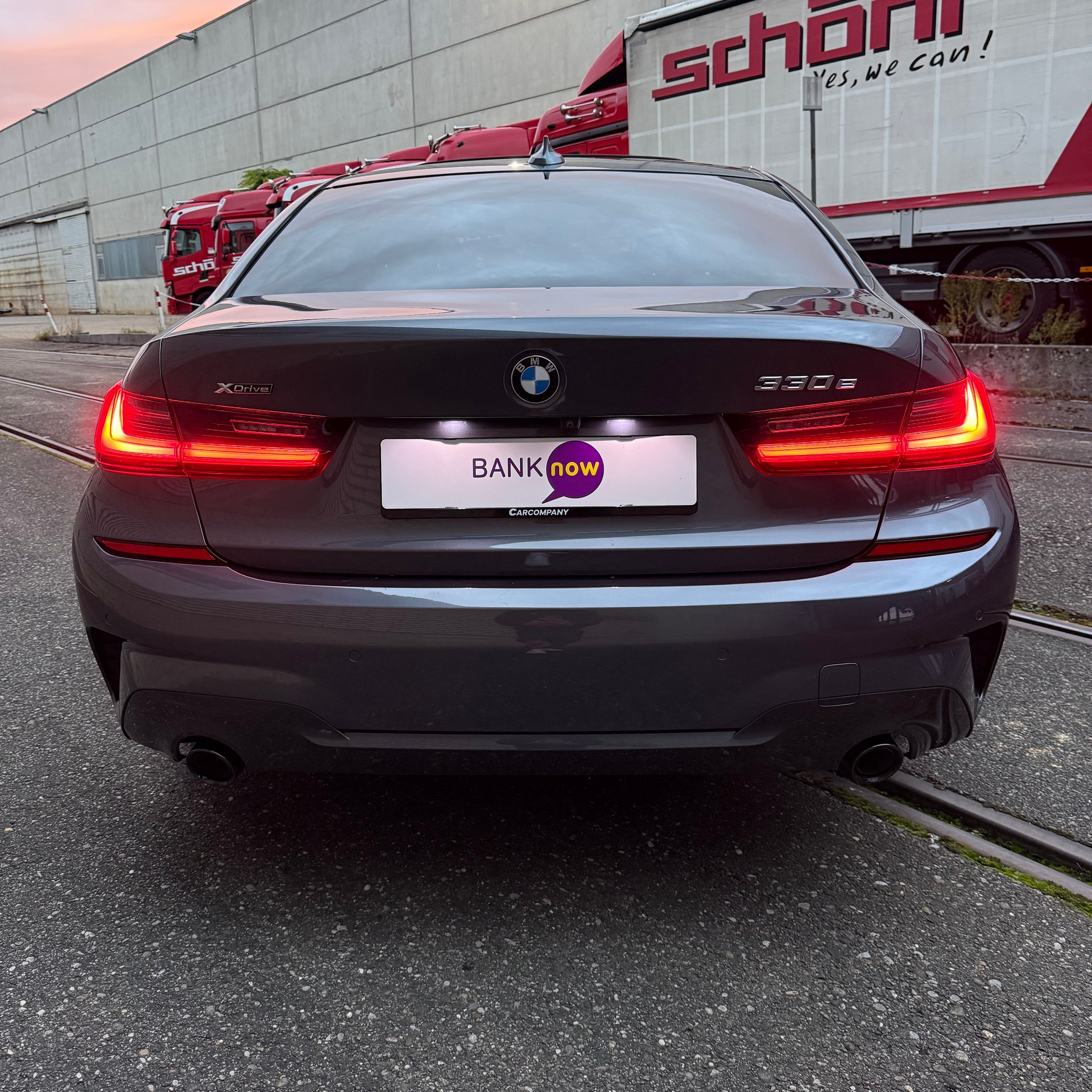BMW 330e xDrive M Sport Steptronic Swiss-image-5