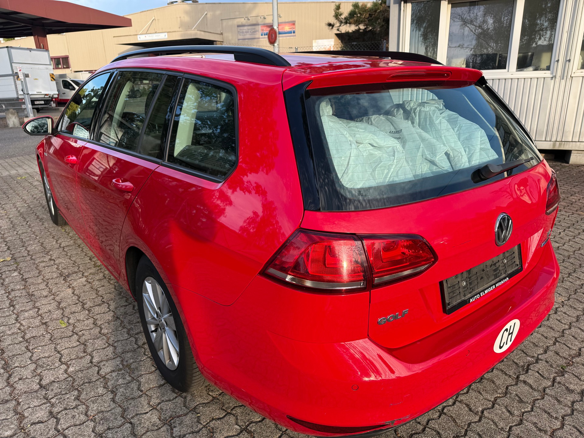 VW Golf Variant 1.6 TDI BlueMotion Comfortline-image-6