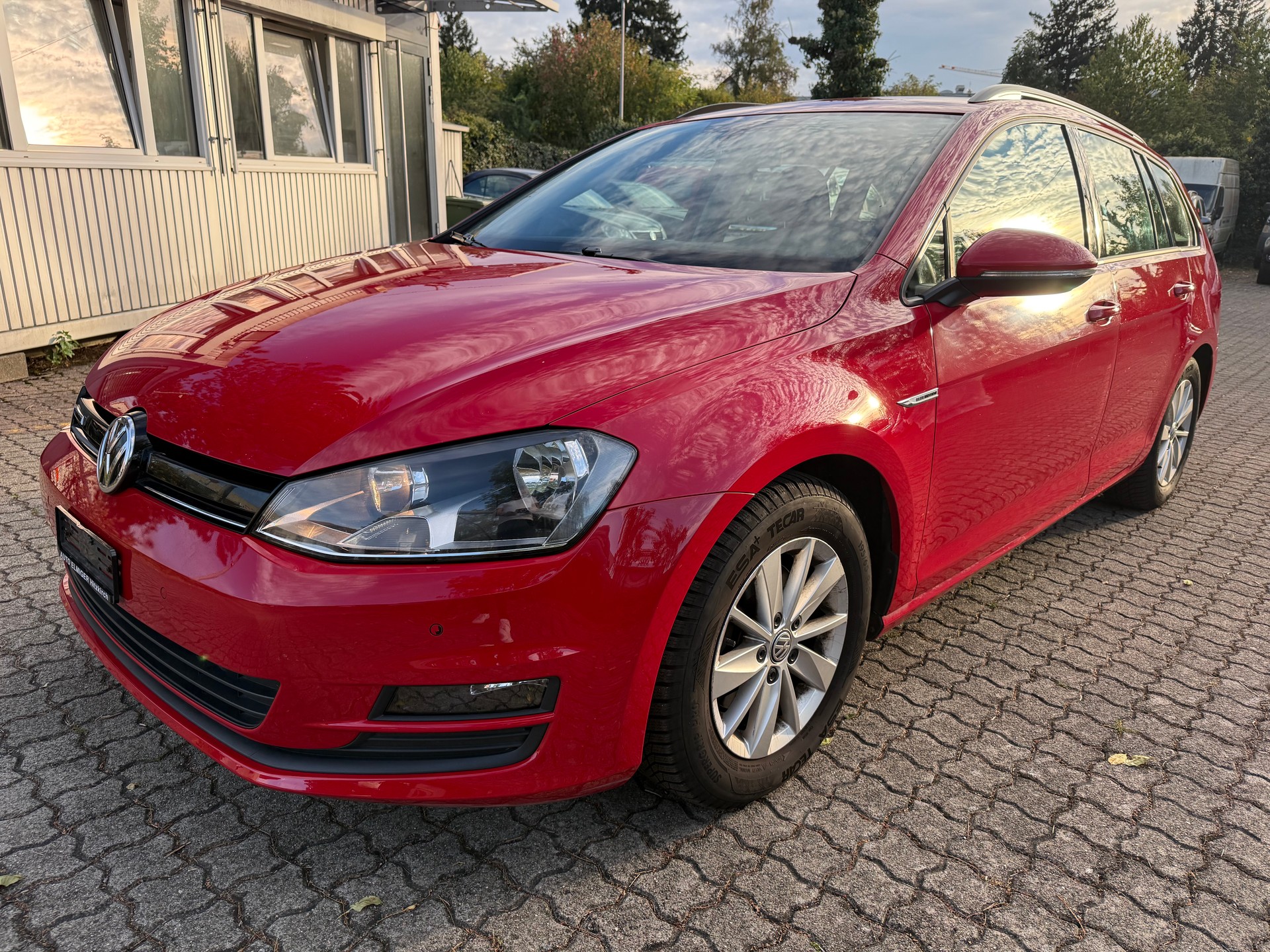 VW Golf Variant 1.6 TDI BlueMotion Comfortline-image-0