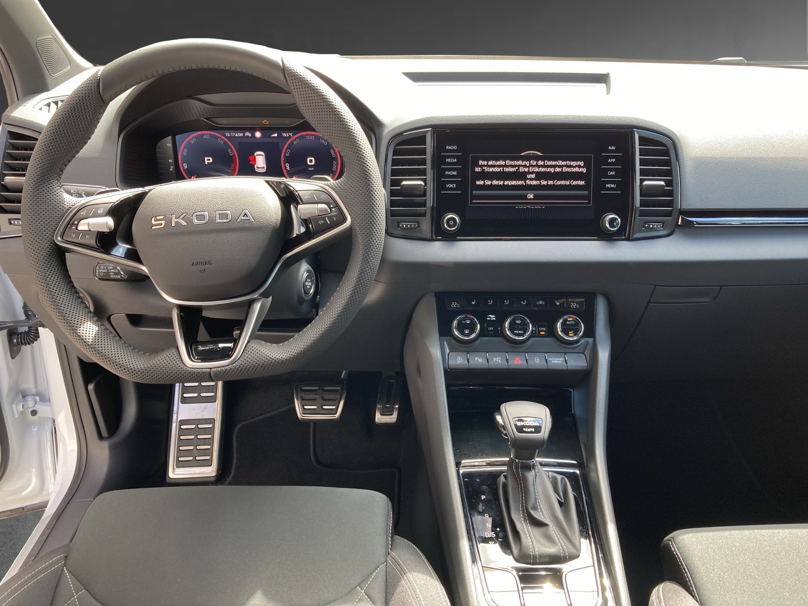 SKODA Karoq 2.0 TSI SportLine 4x4 DSG-image-7