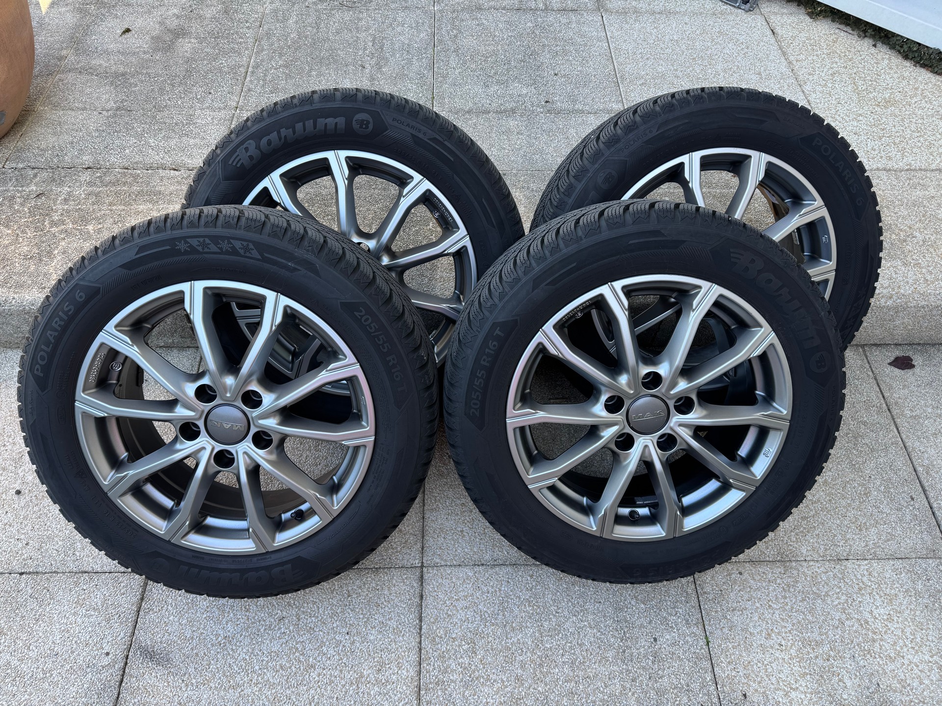 AUDI A3 Sportback-image-14