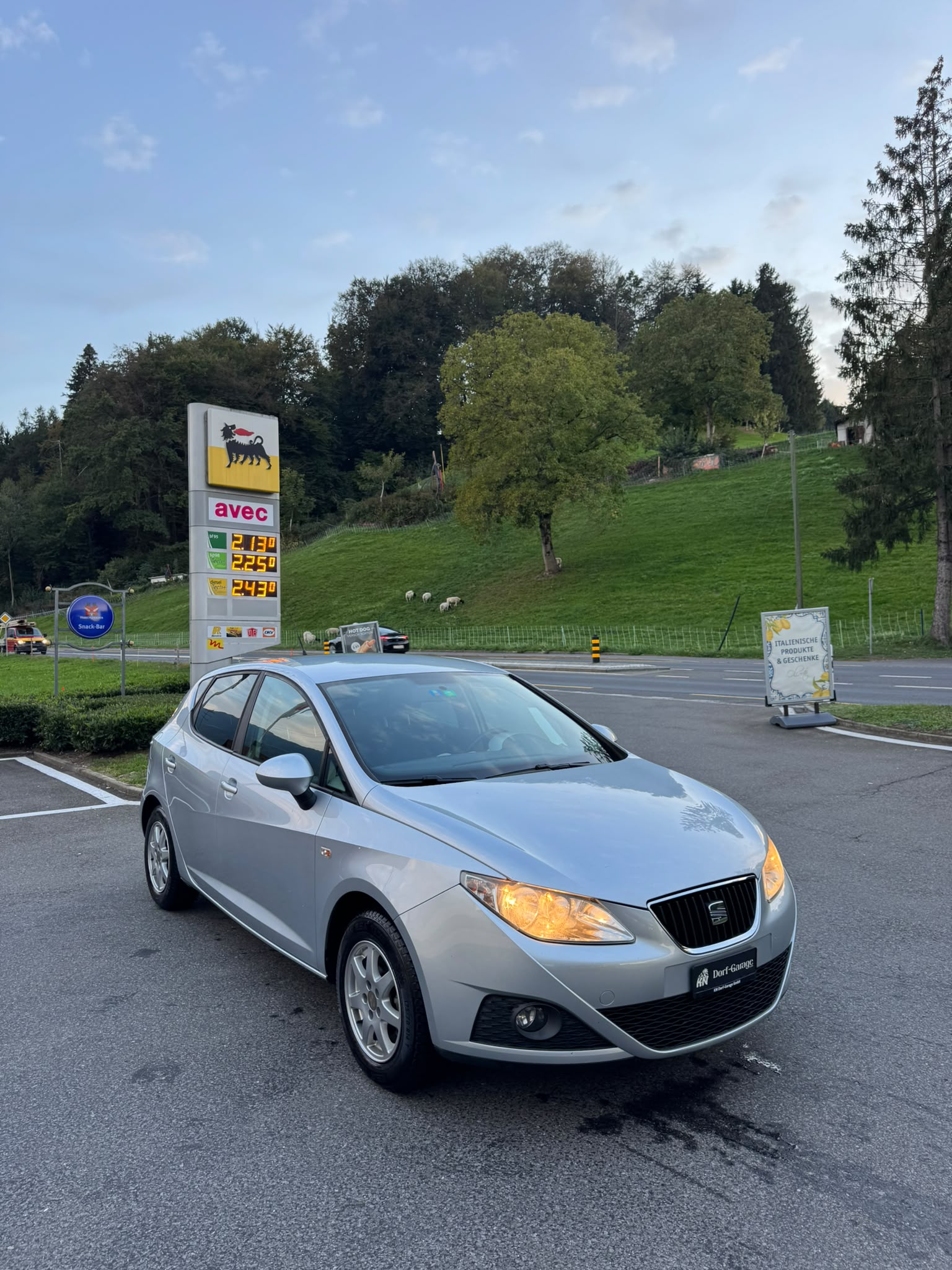 Car photo