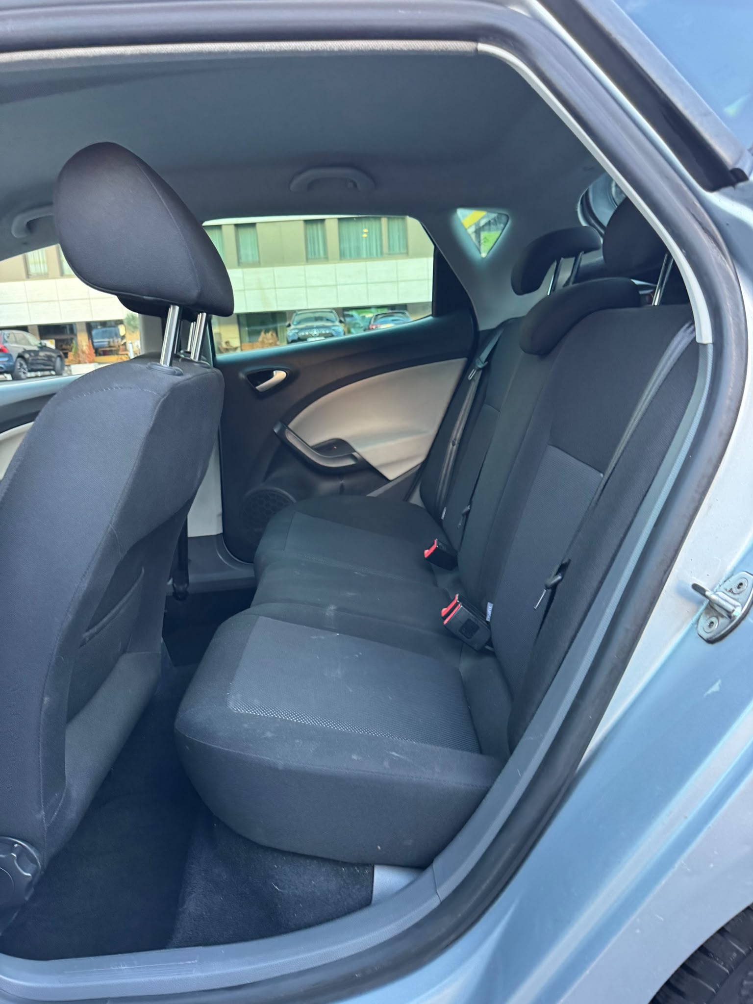 SEAT Ibiza 1.6 Style-image-11