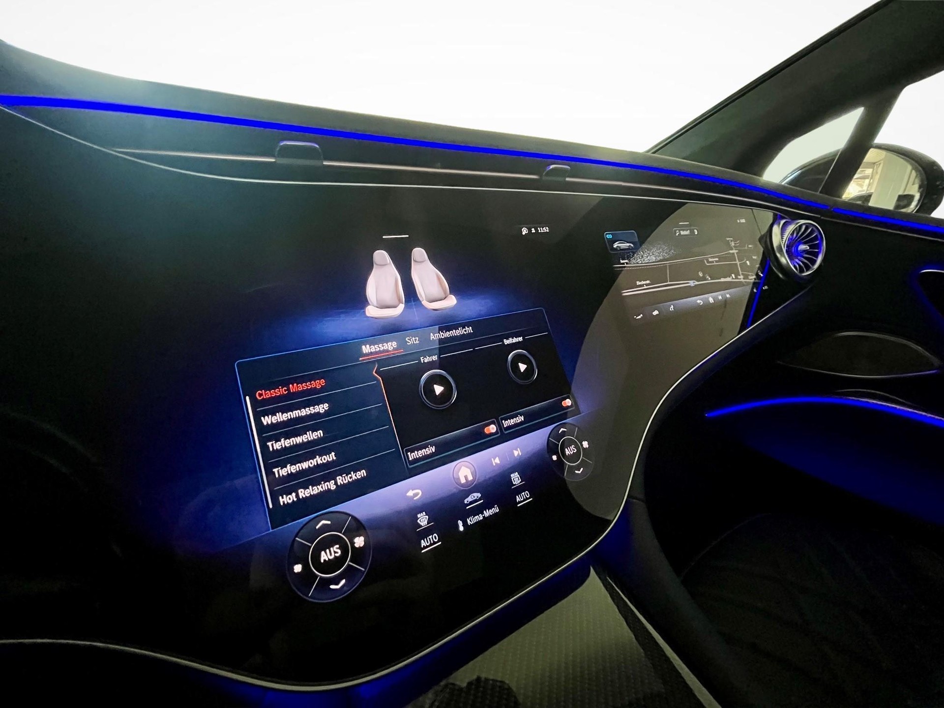 MERCEDES-BENZ EQS 580 4MATIC AMG Line-image-15
