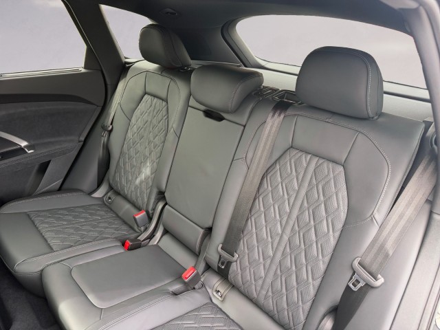 AUDI Q5 e-hybrid quattro 270 kW S-tronic-image-15