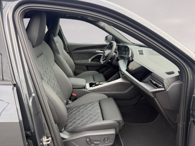 AUDI Q5 e-hybrid quattro 270 kW S-tronic-image-16
