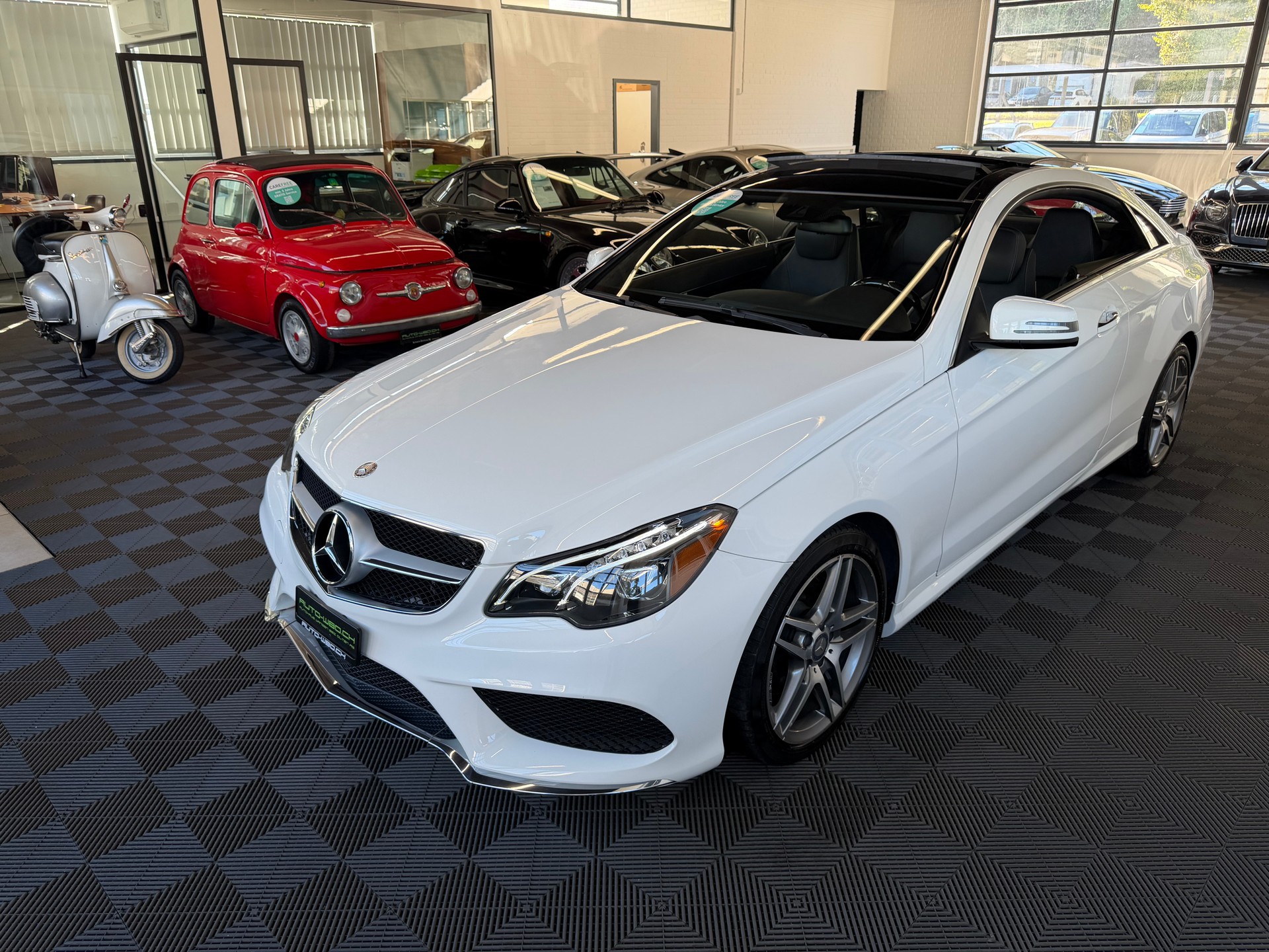 MERCEDES-BENZ E 400 Coupé Avantgarde 4 Matic 9G-Tronic-image-5