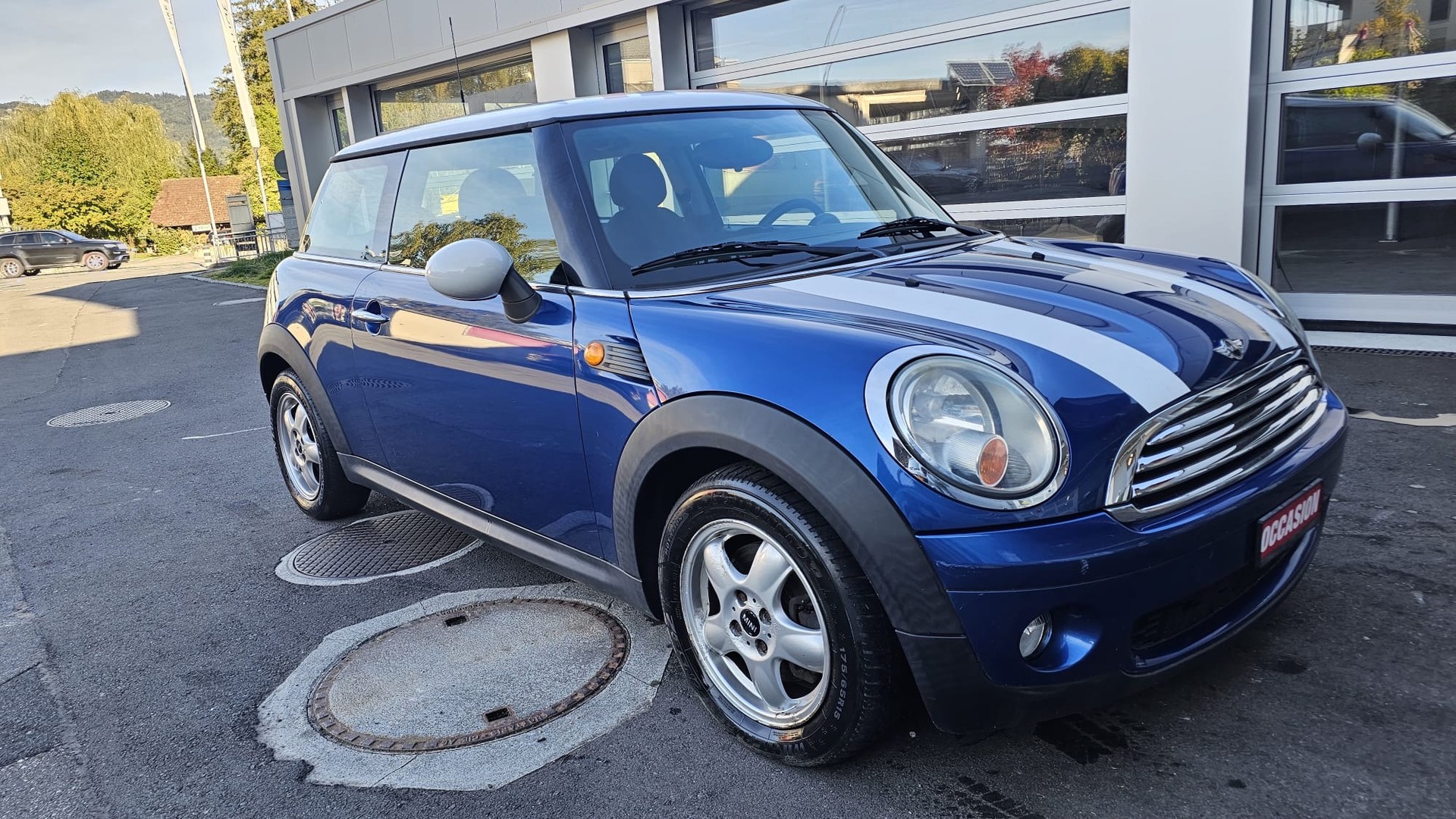 MINI Cooper-image-2