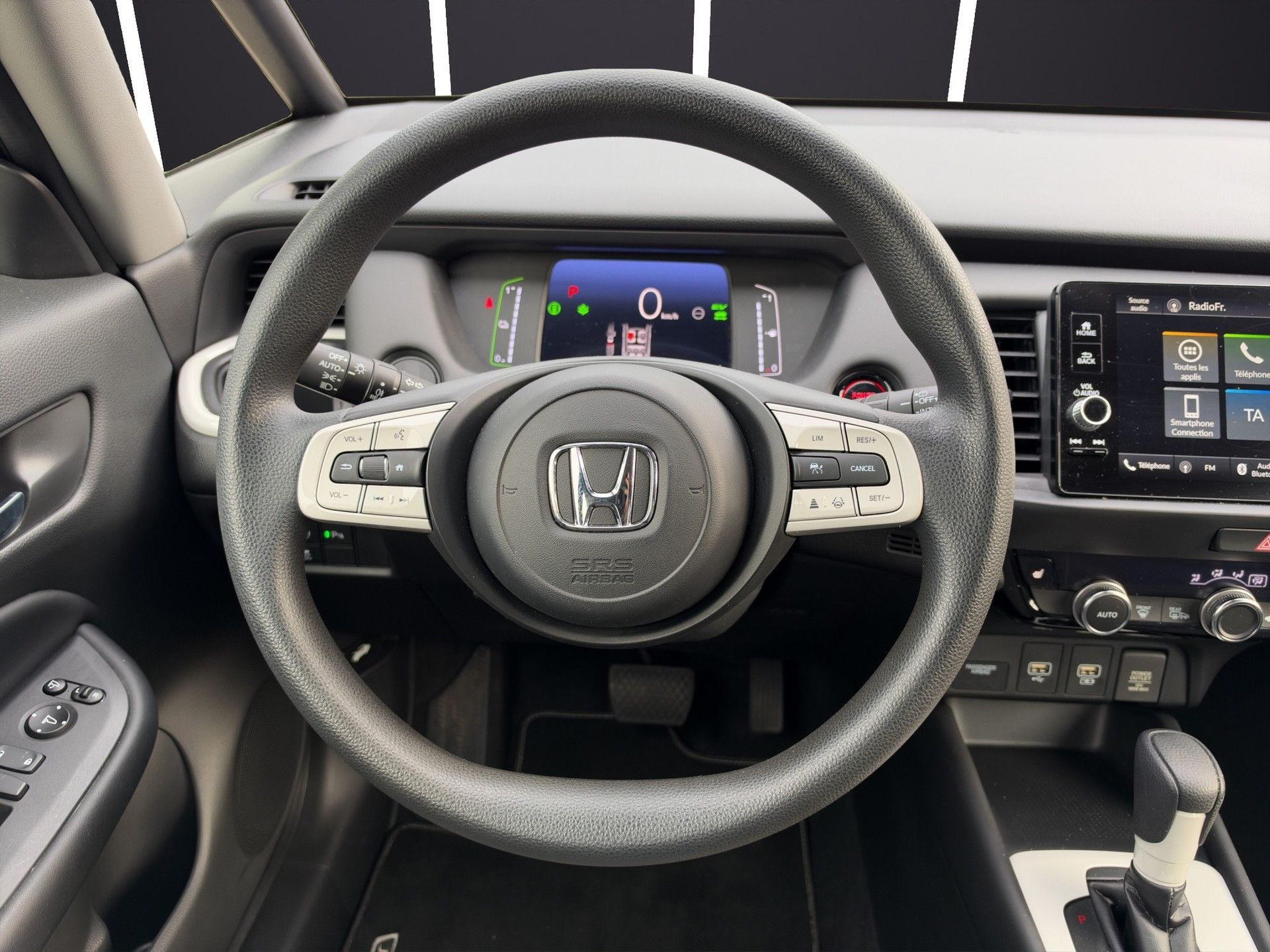 HONDA Jazz 1.5i-MMD Elegance E-CVT-image-9