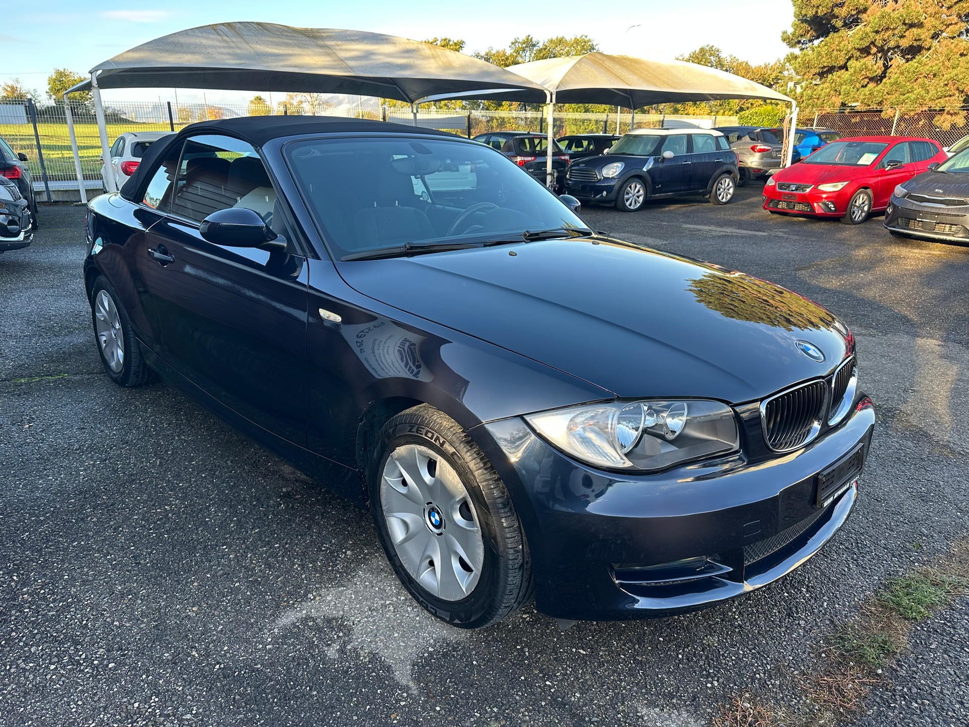 BMW 118i Cabrio-image-2