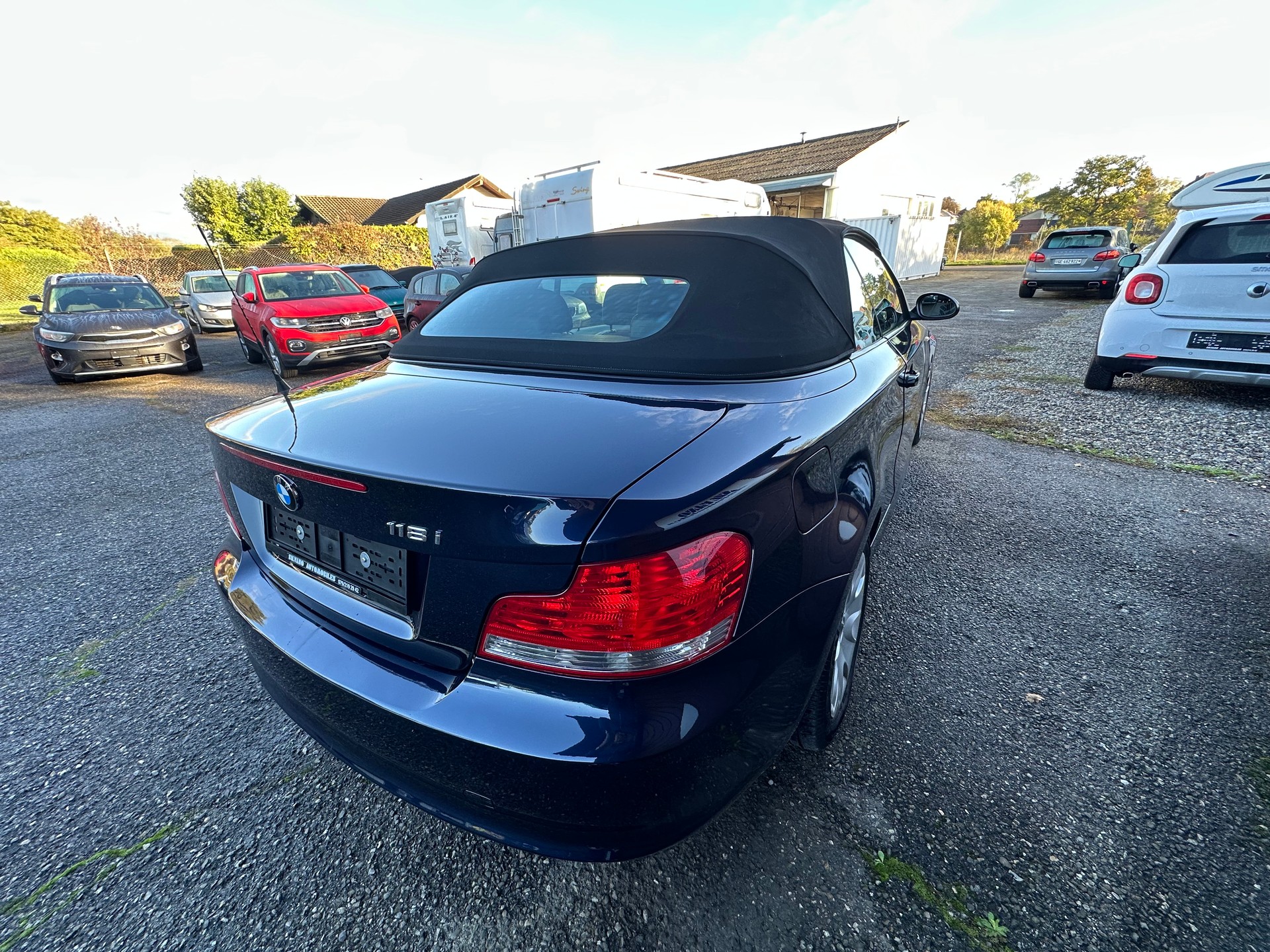 BMW 118i Cabrio-image-9