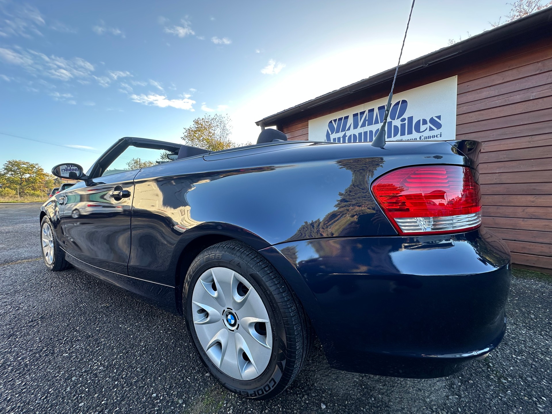 BMW 118i Cabrio-image-27