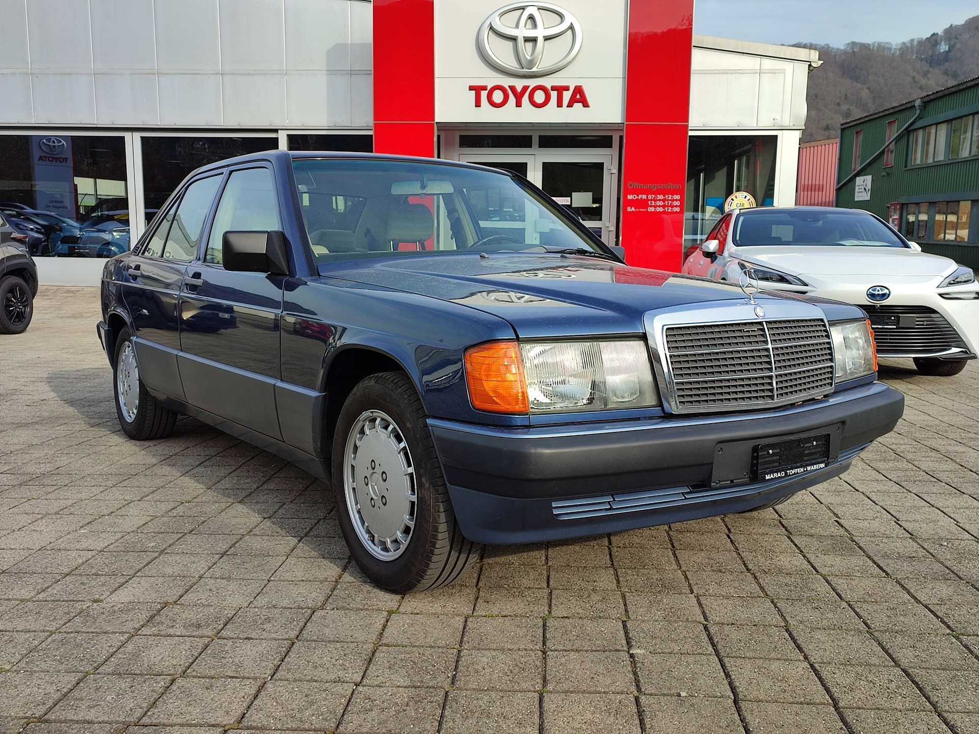 MERCEDES-BENZ 190 E 2.6-image-0