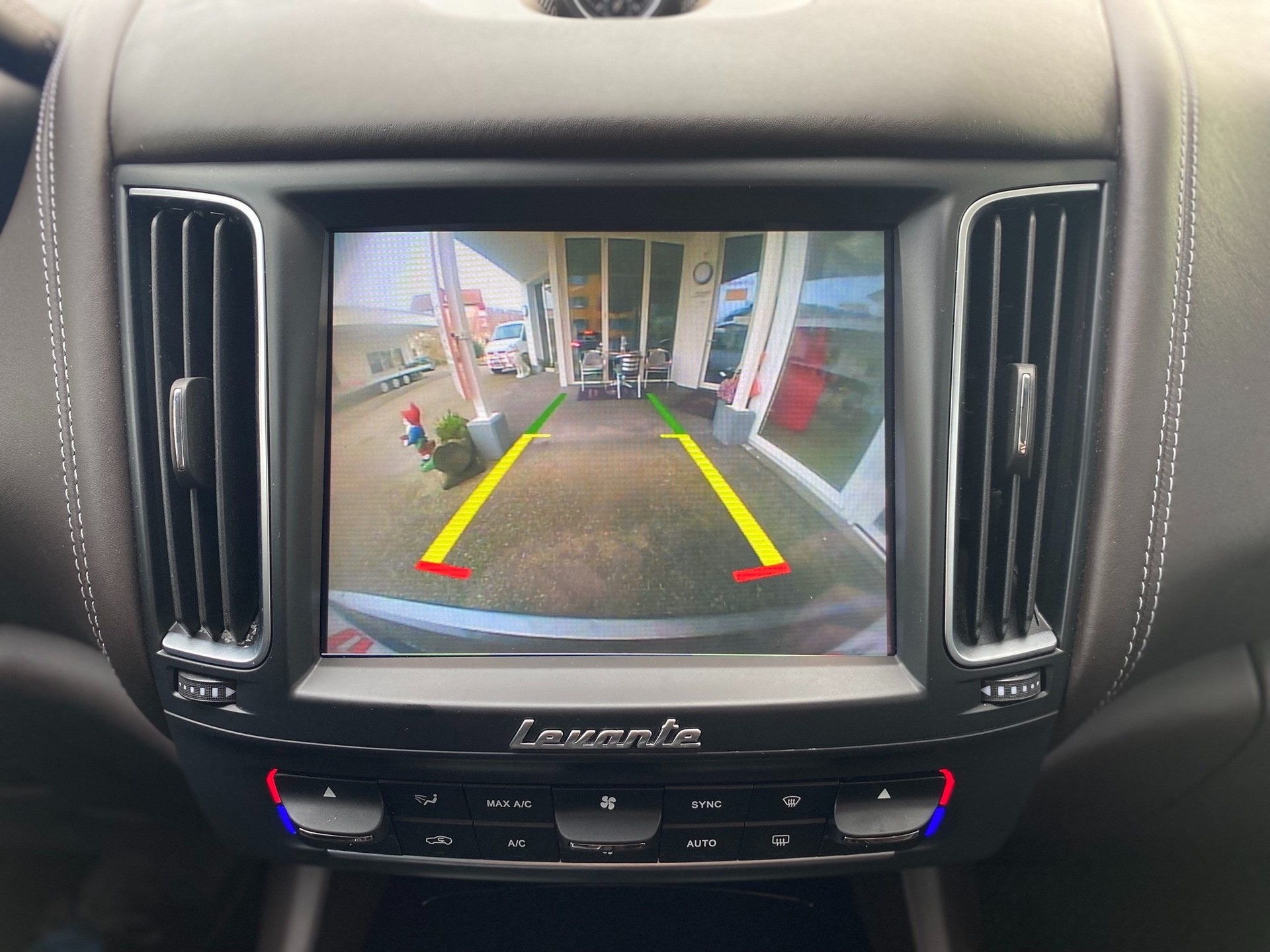 MASERATI Levante D 3.0 V6 Automatica-image-8