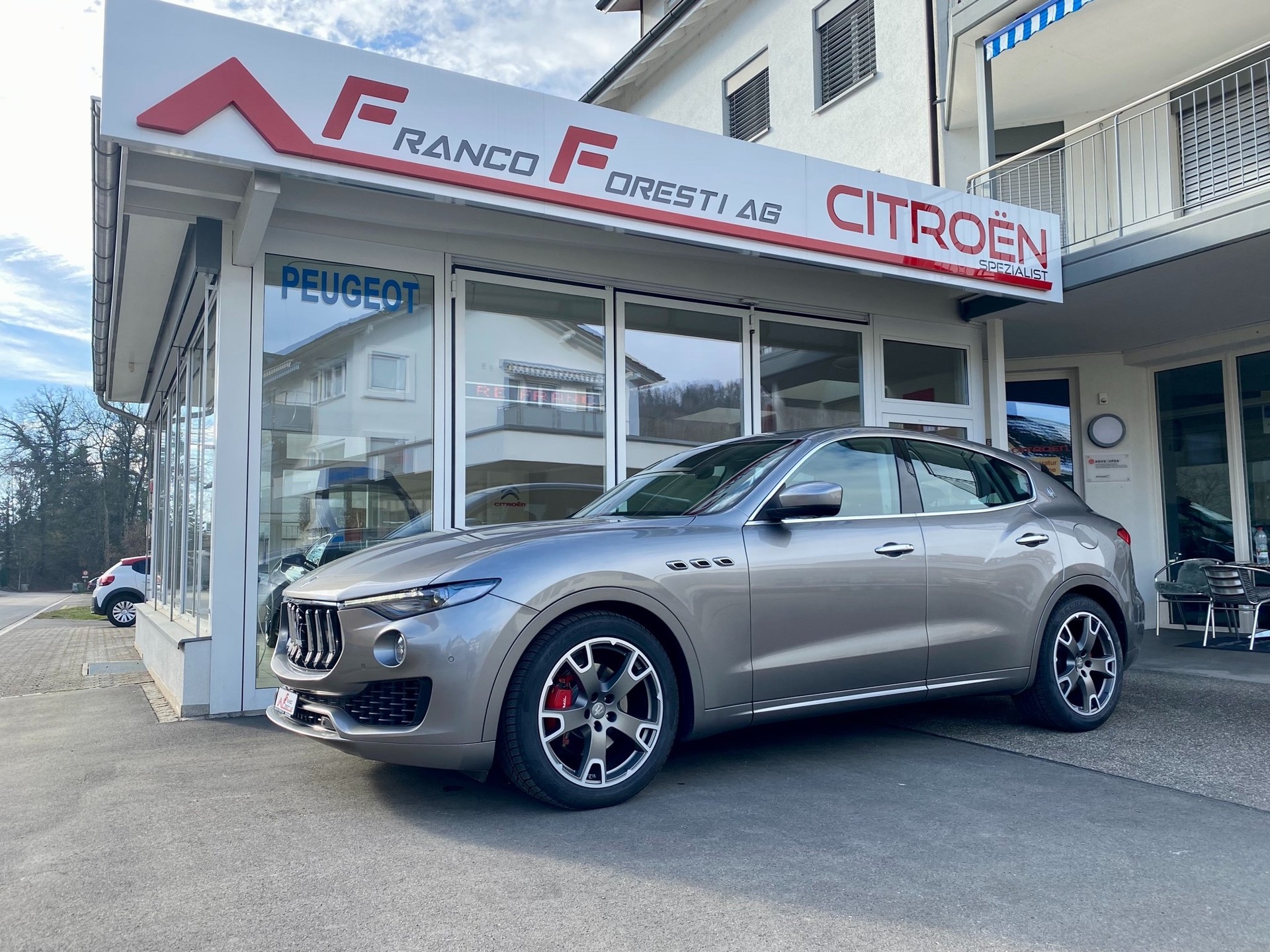 MASERATI Levante D 3.0 V6 Automatica-image-1