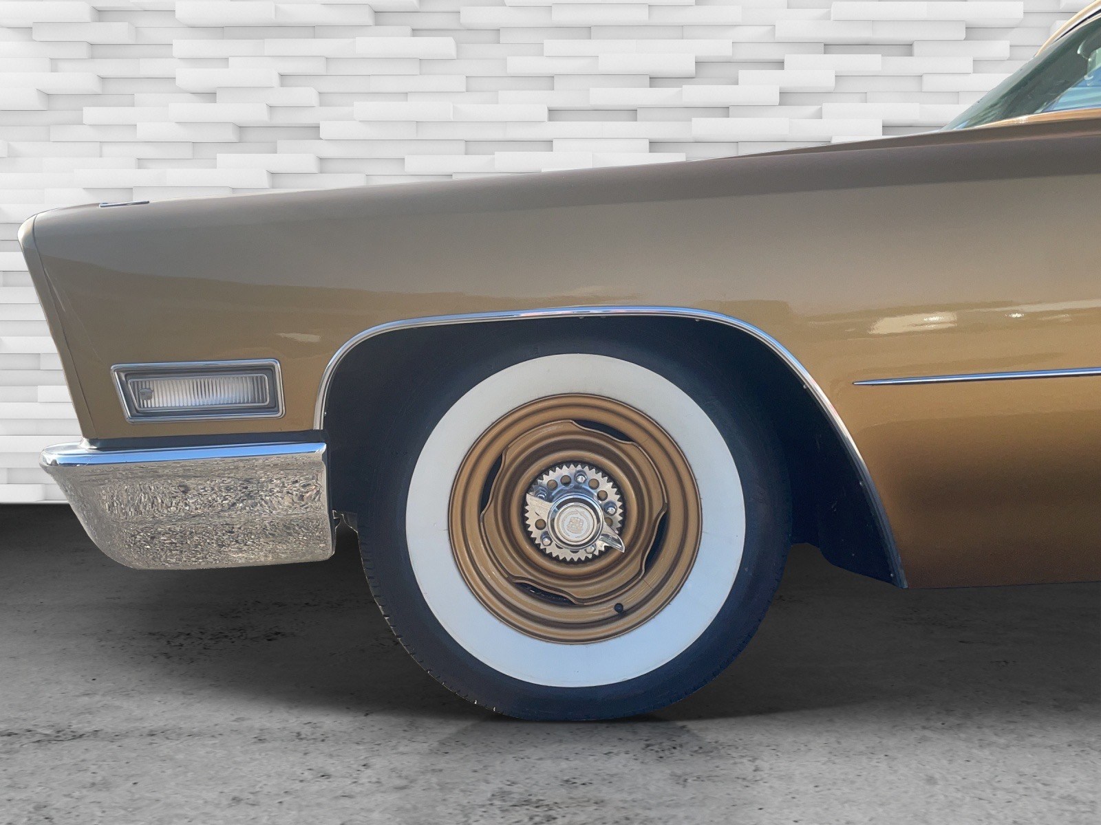 CADILLAC DEVILLE Convertible-image-8