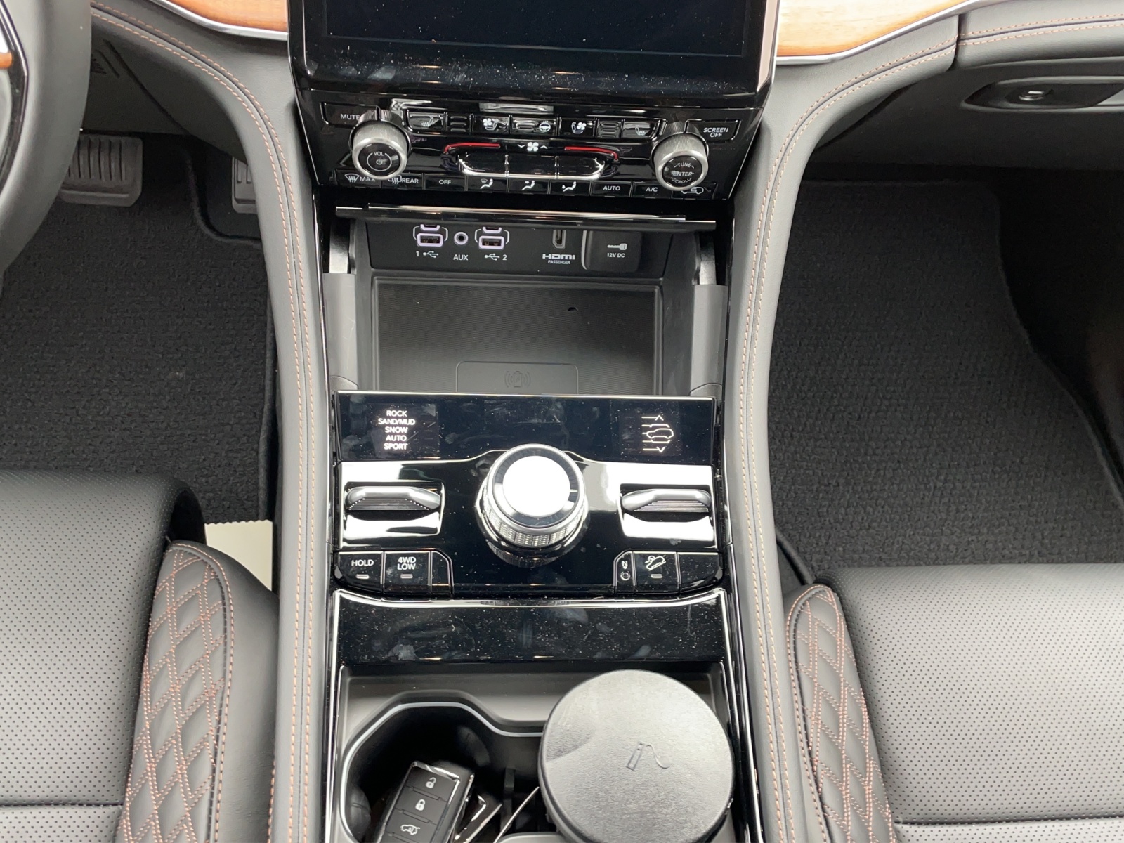 JEEP Grand Cherokee 2.0 Turbo Summit Reserve 4xe-image-12