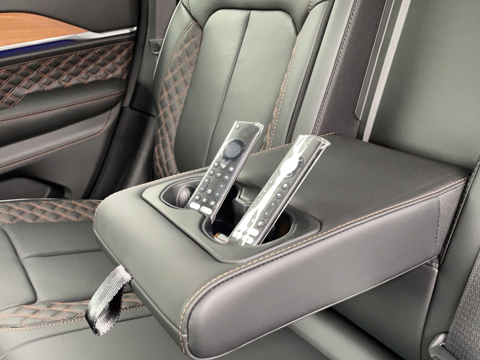 JEEP Grand Cherokee 2.0 Turbo Summit Reserve 4xe-image-17